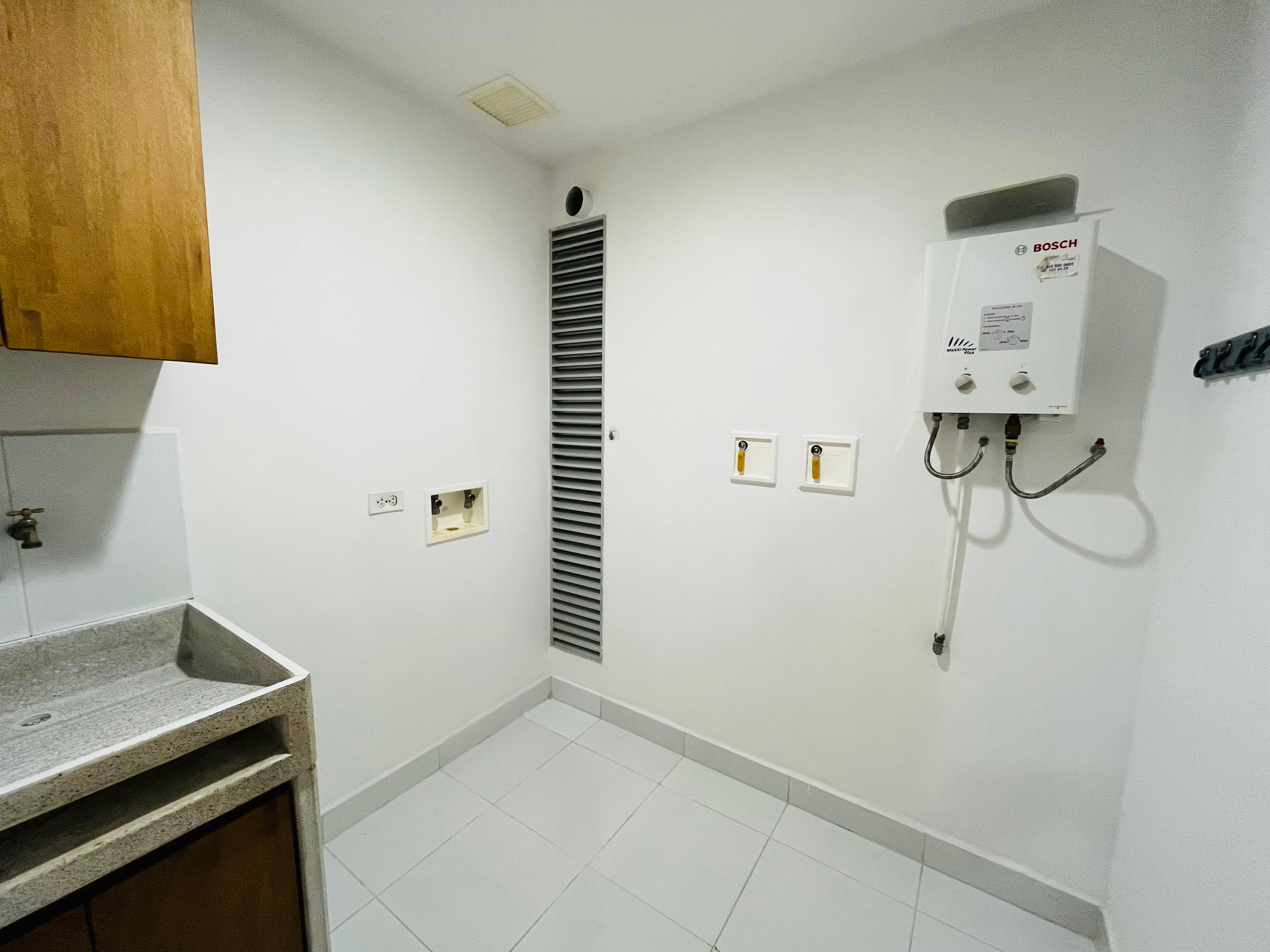 ARRIENDO APARTAMENTO - SABANETA LAS LOMITAS