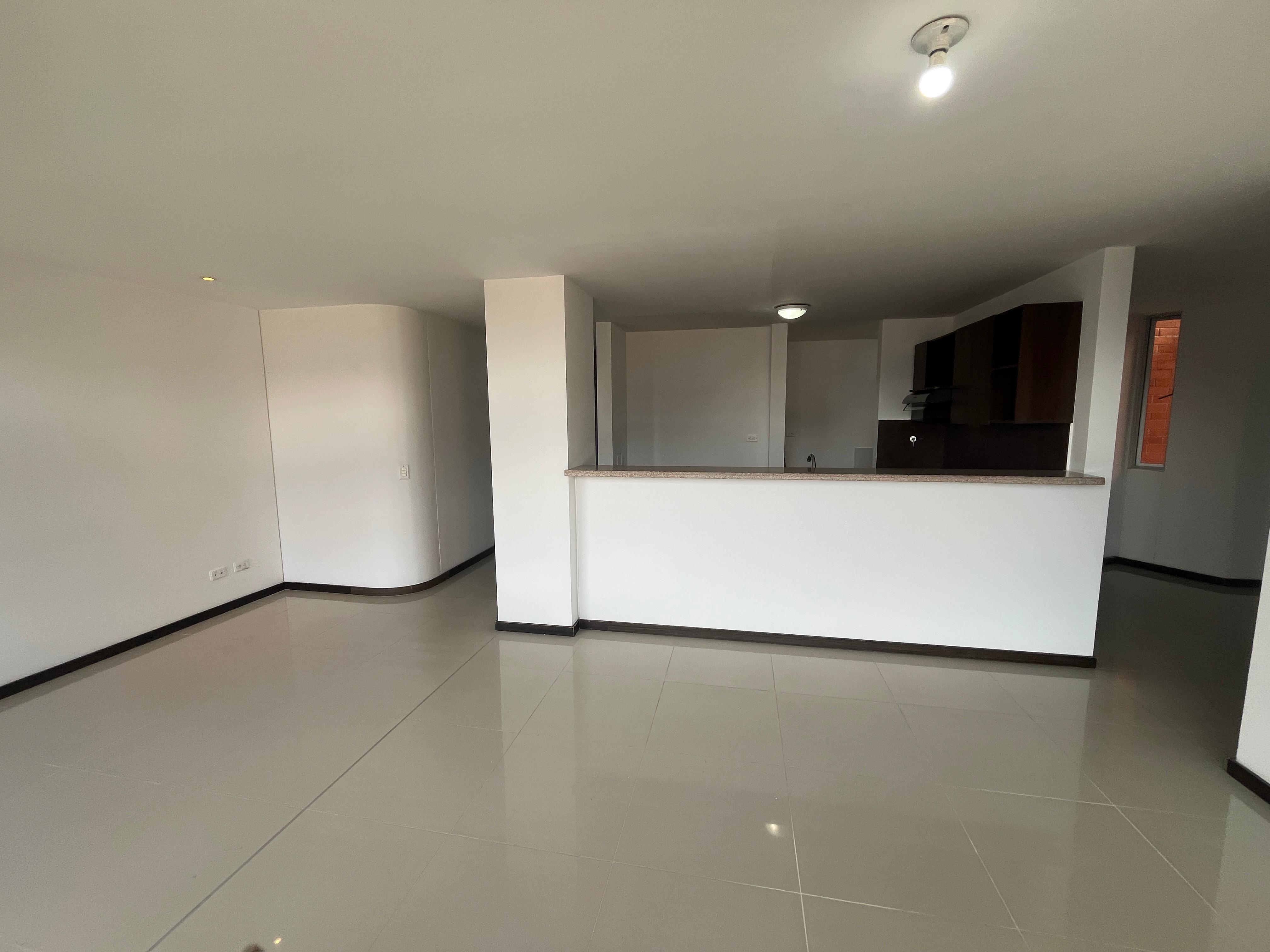 ARRIENDO APARTAMENTO - ENVIGADO ESMERALDAL