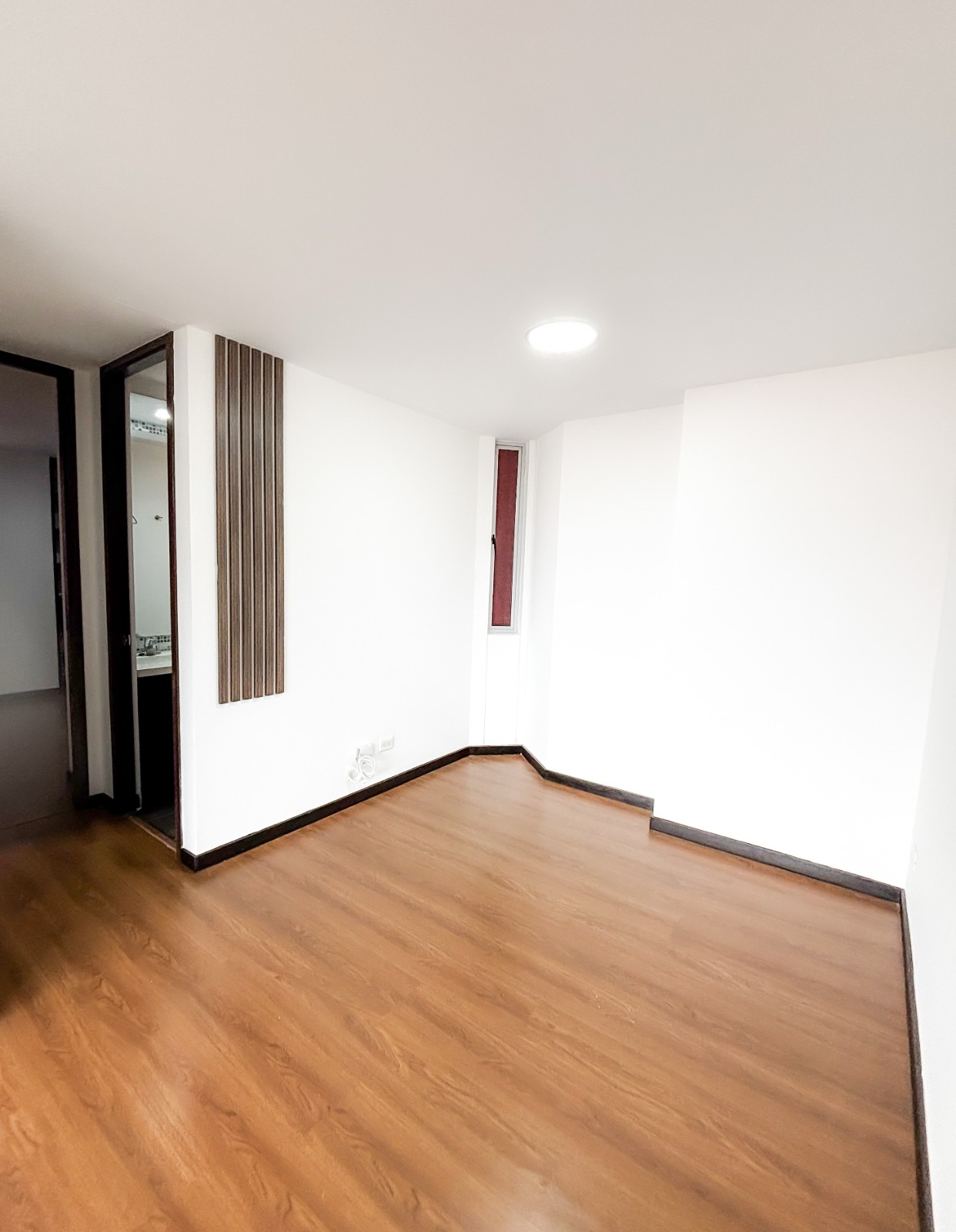 ARRIENDO APARTAMENTO - ENVIGADO ESMERALDAL