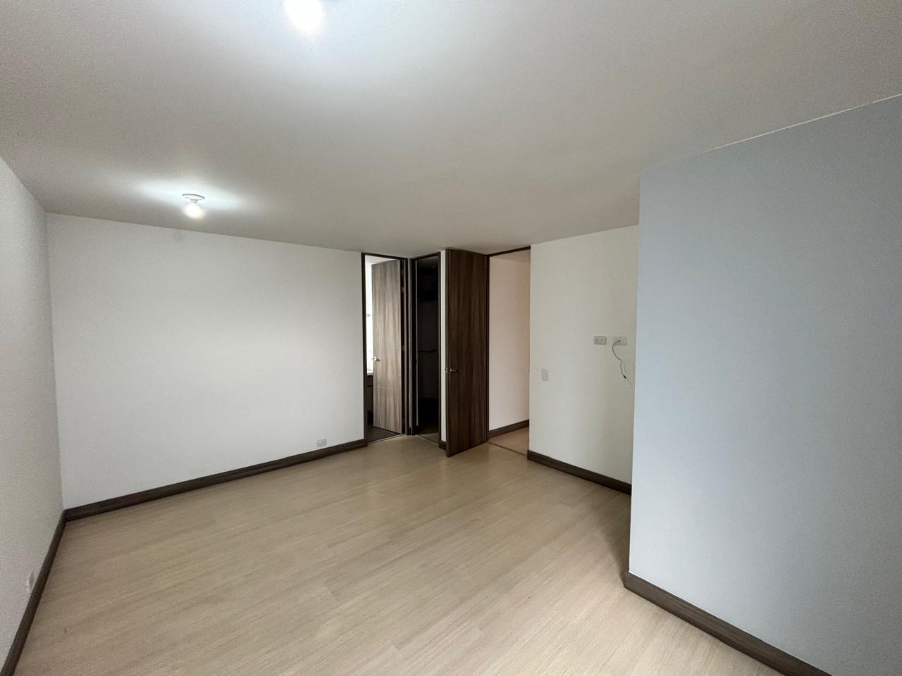 ARRIENDO APARTAMENTO - ENVIGADO LOMA DEL ESMERALDAL