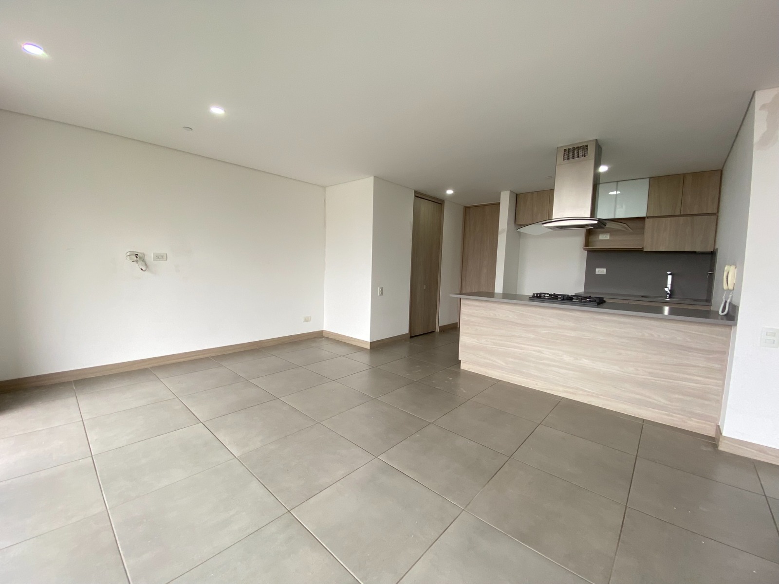 ARRIENDO APARTAMENTO - ENVIGADO LOMA DEL CHOCHO
