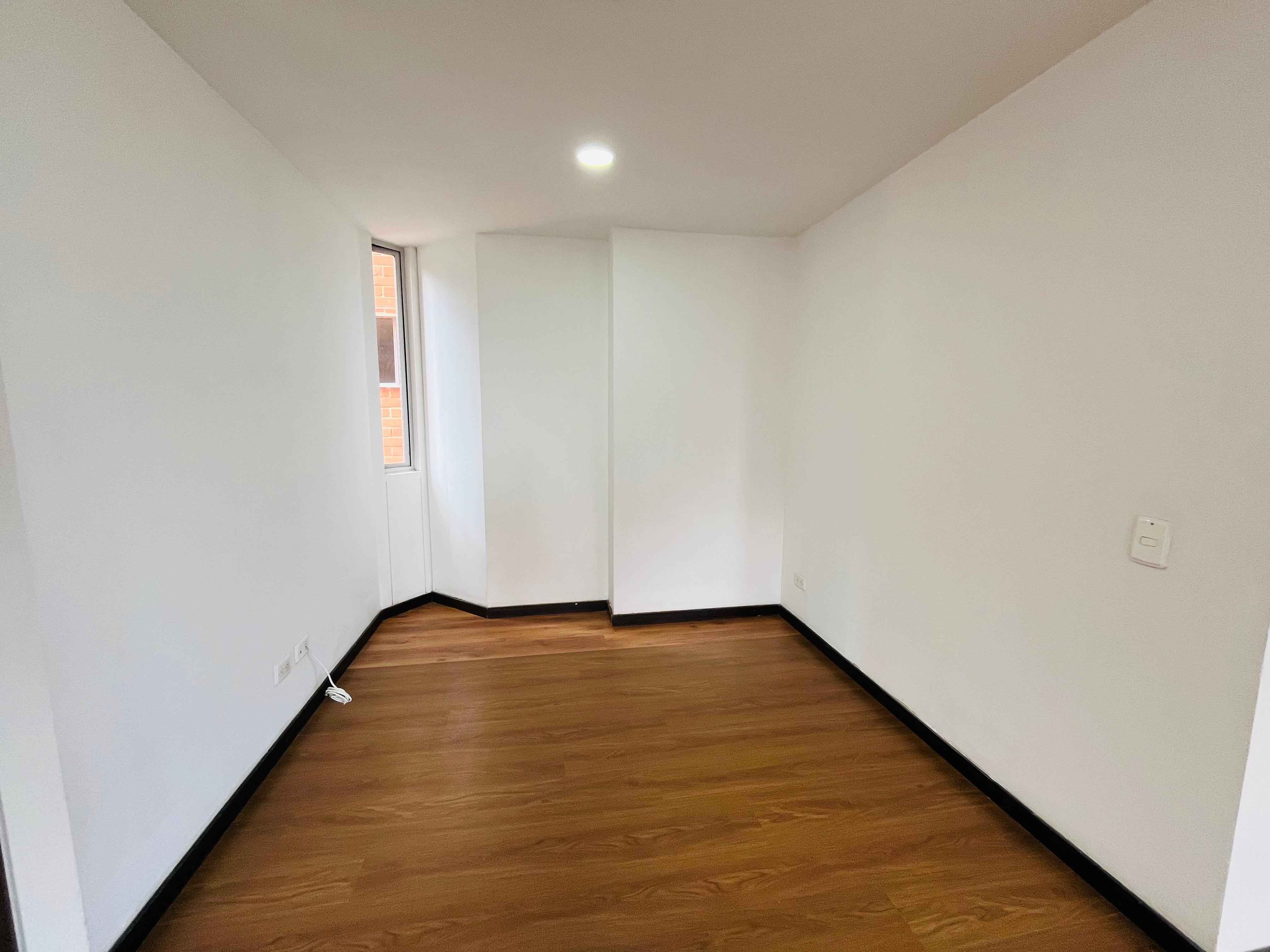 ARRIENDO APARTAMENTO - ENVIGADO LOMA DEL ESMERALDAL