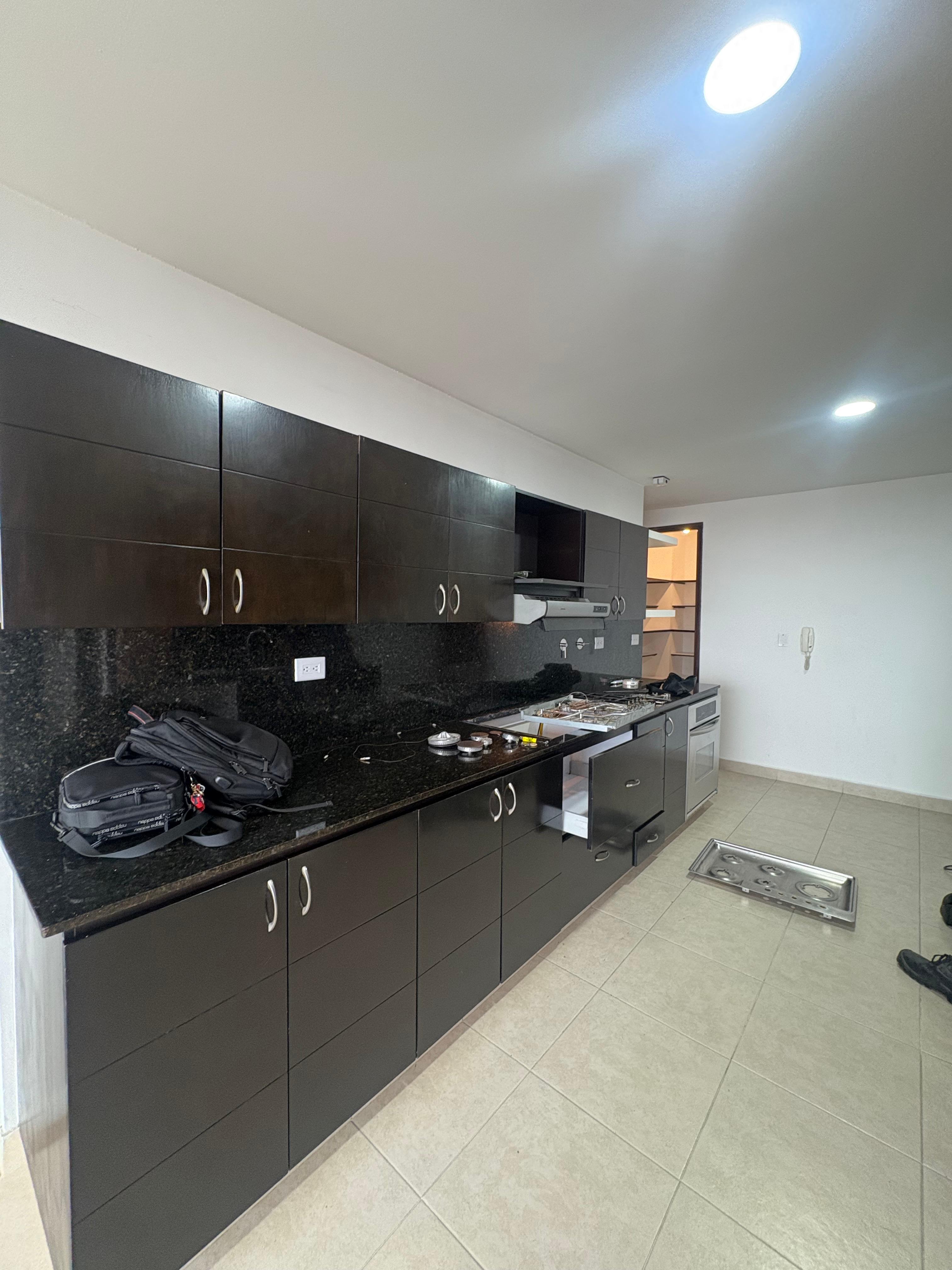 ARRIENDO APARTAMENTO, POBLADO CALERA