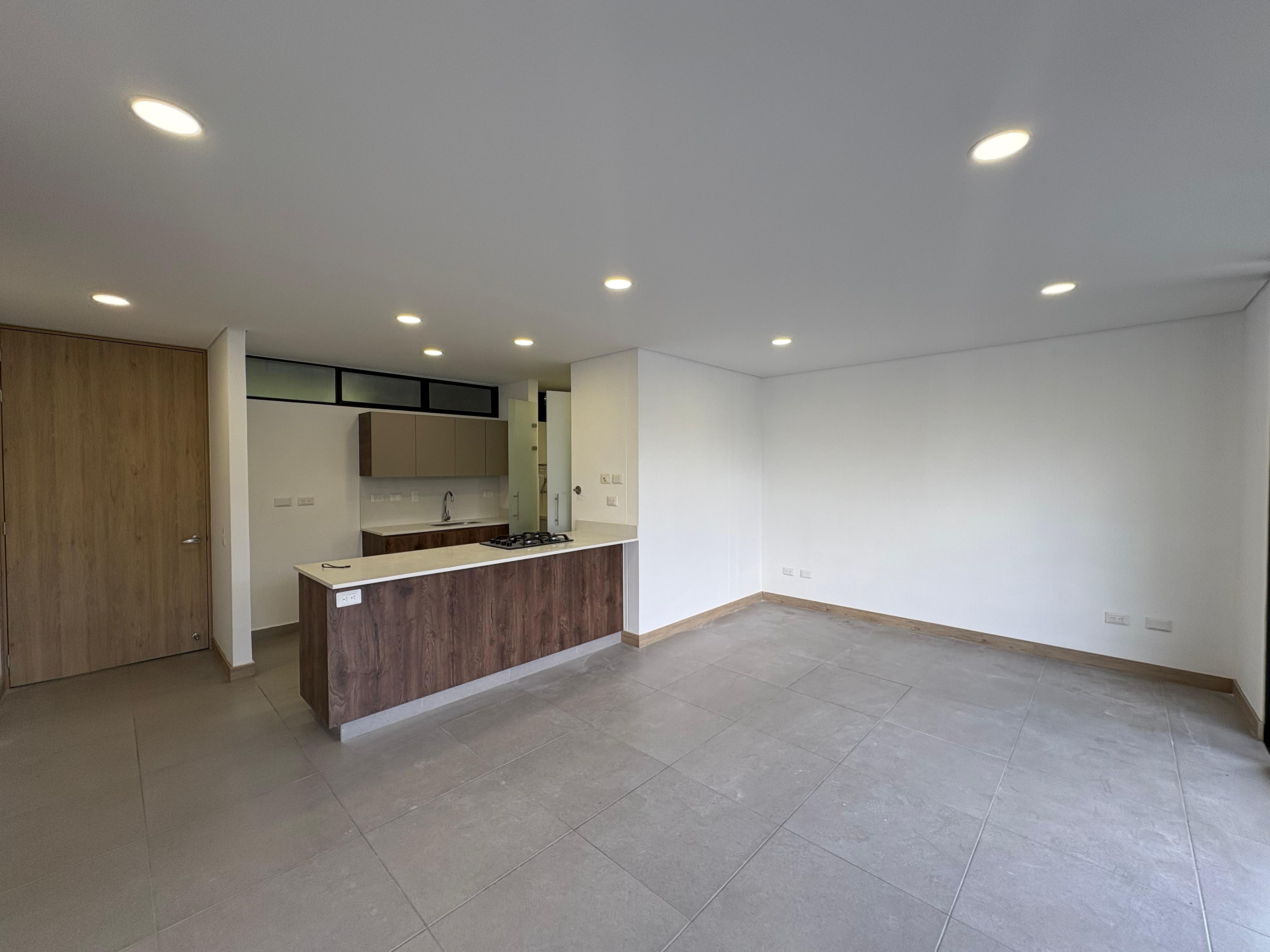 ARRIENDO APARTAMENTO, POBLADO CALERA