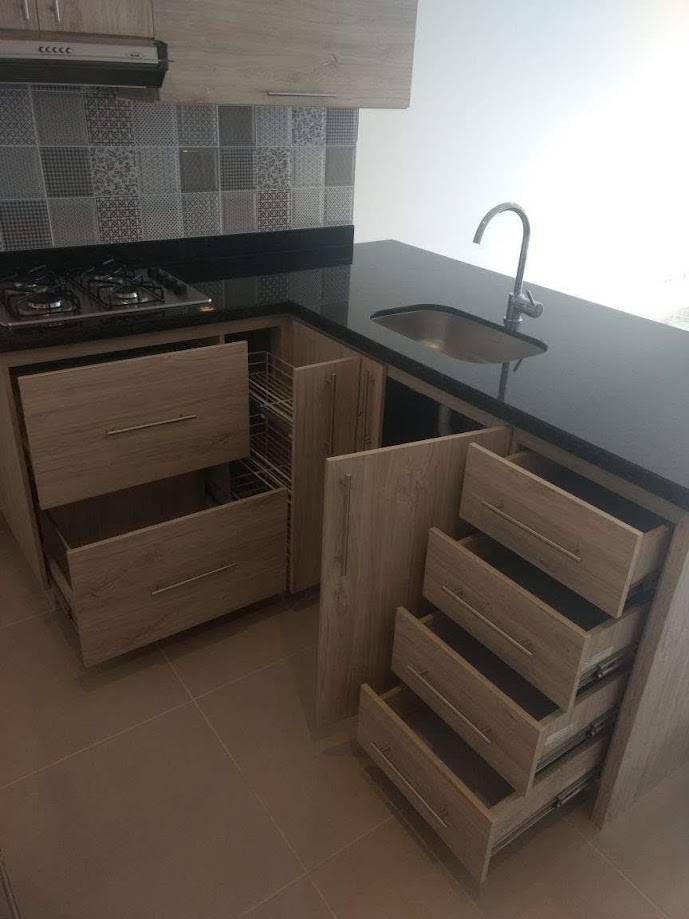 ARRIENDO APARTAMENTO  - LOMA DE LOS BERNAL