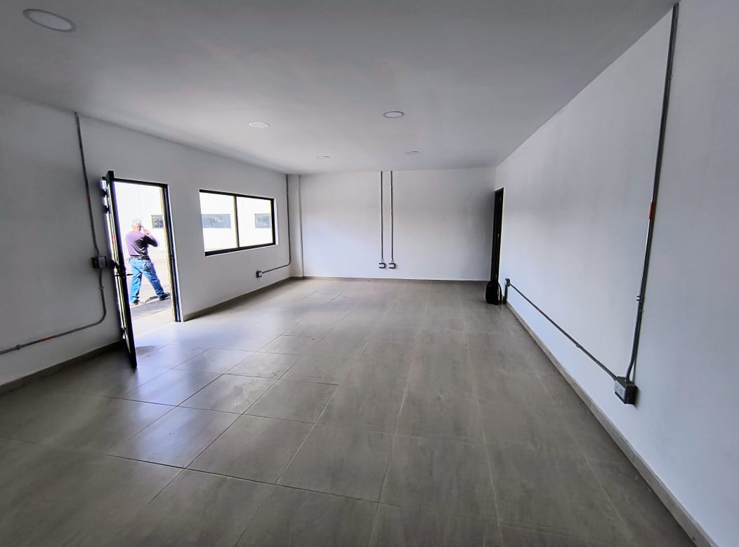 ARRIENDO BODEGA - AUTOPISTA MEDELLÍN - BOGOTÁ