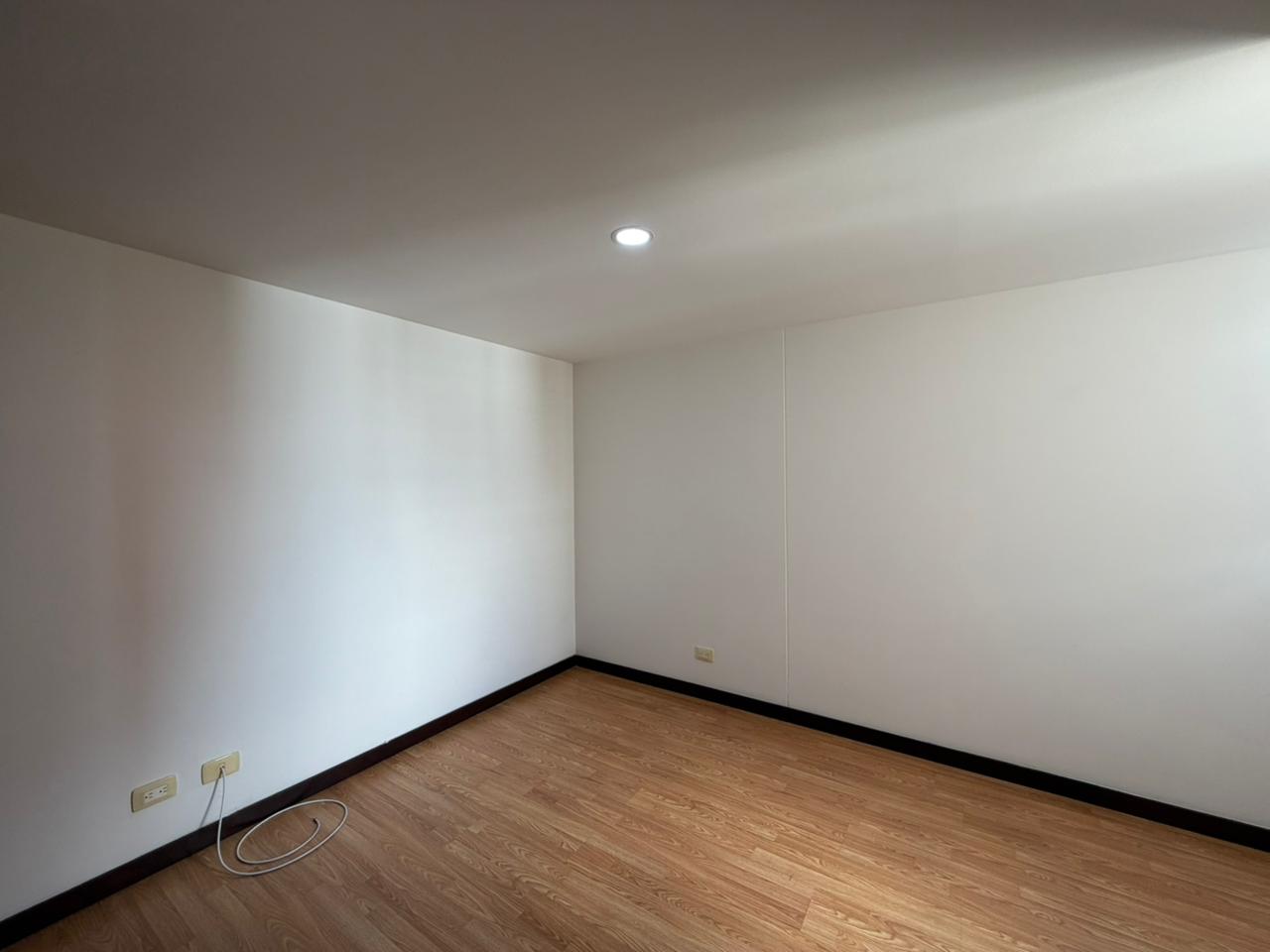 ARRIENDO APARTAMENTO - SANTA MARIA DE LOS ANGELES