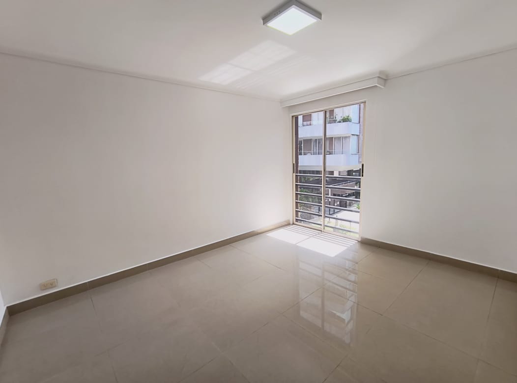 ARRIENDO APARTAMENTO - POBLADO LOMA DE LOS PARRA