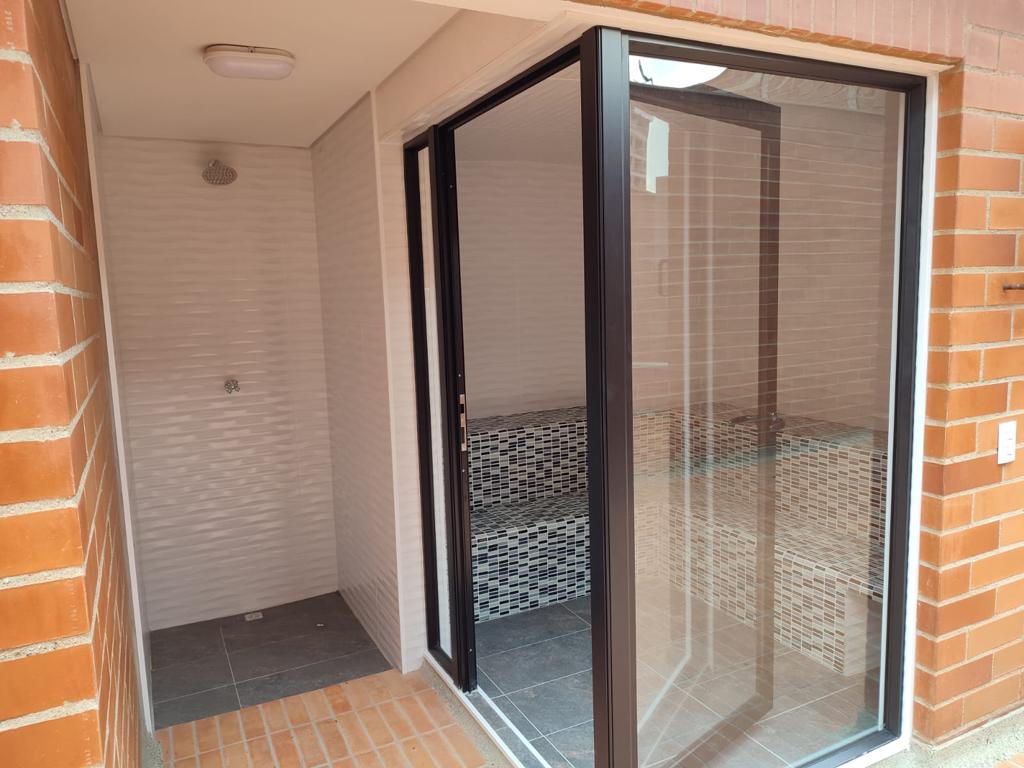 ARRIENDO APARTAMENTO - LAURELES