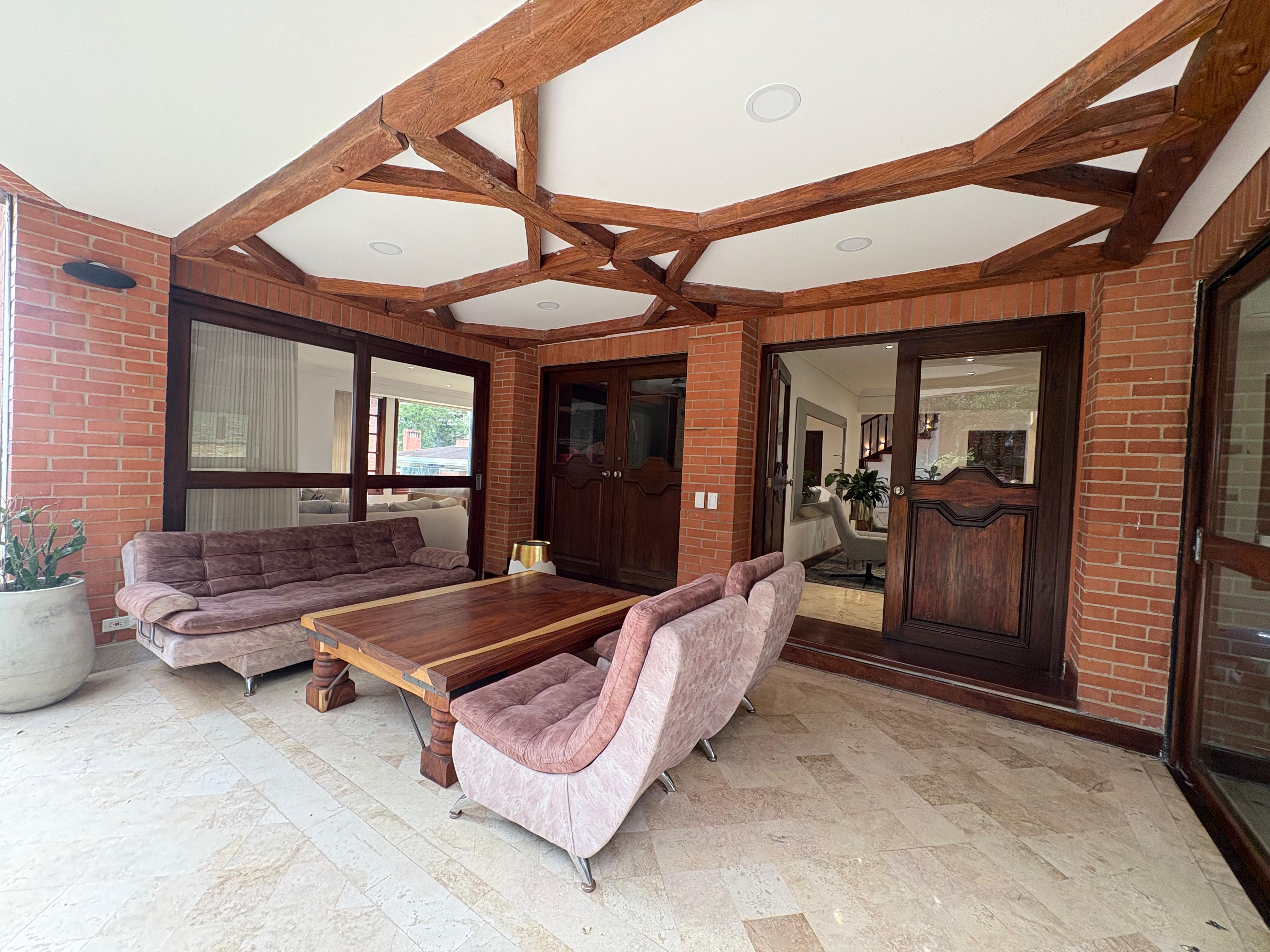 ARRIENDO CASA CAMPESTRE, POBLADO TESORO