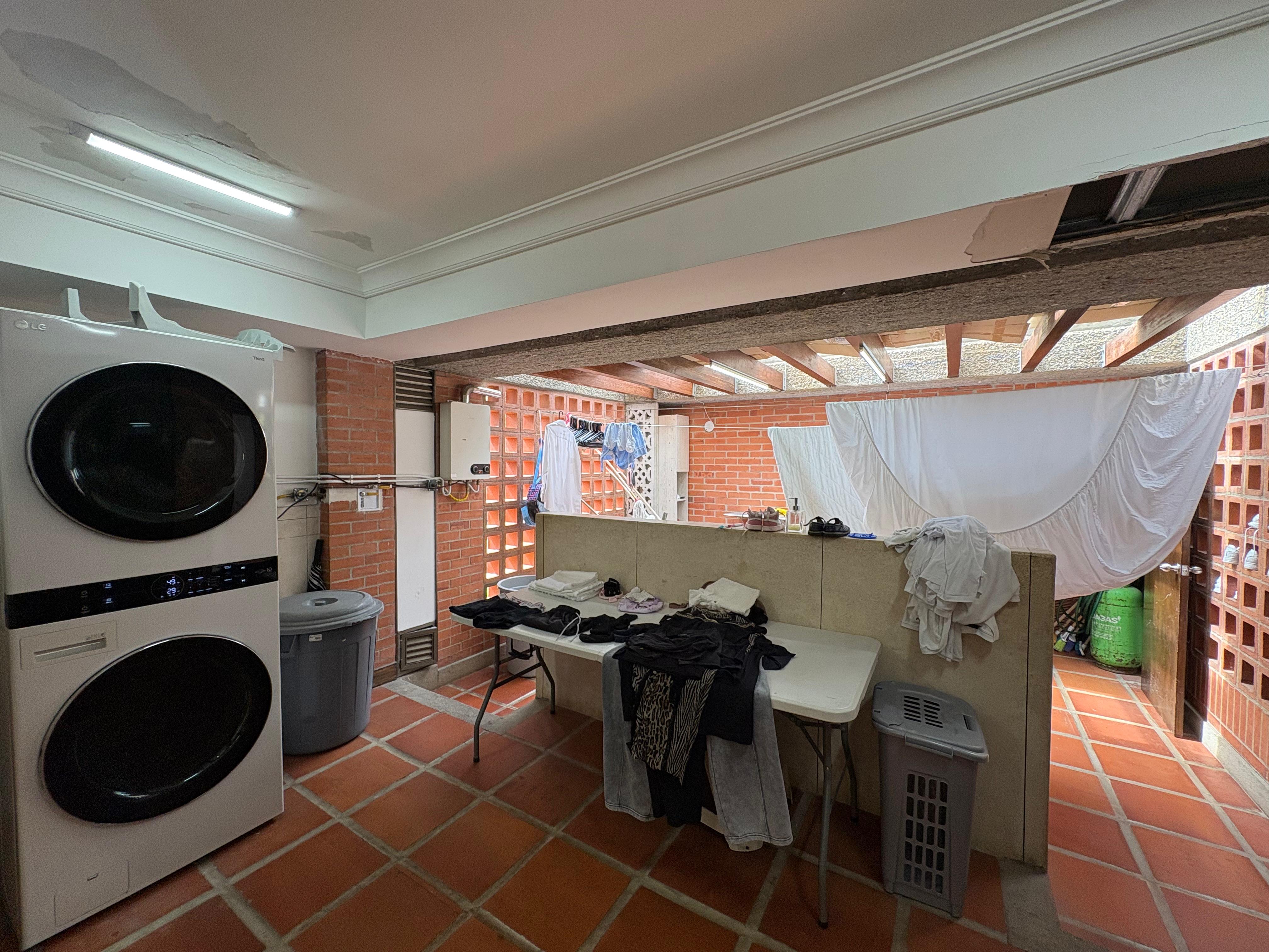 ARRIENDO CASA CAMPESTRE, POBLADO TESORO