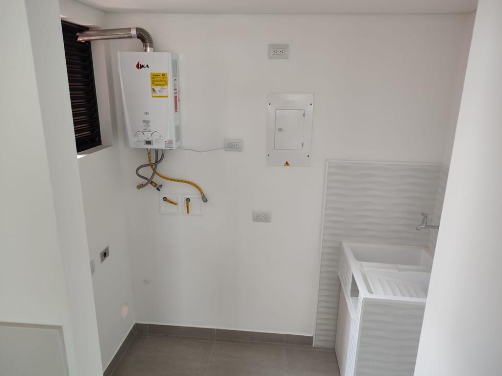ARRIENDO APARTAMENTO - LAURELES