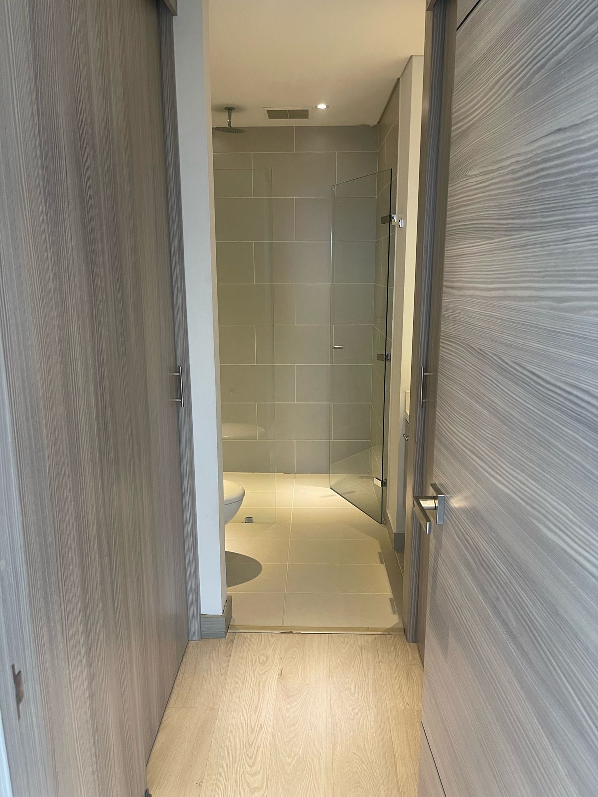 ARRIENDO APARTAMENTO - POBLADO CASTROPOL