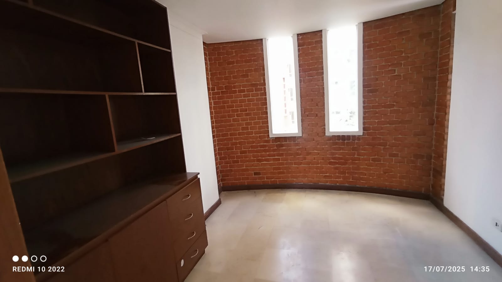 ARRIENDO APARTAMENTO - LAURELES