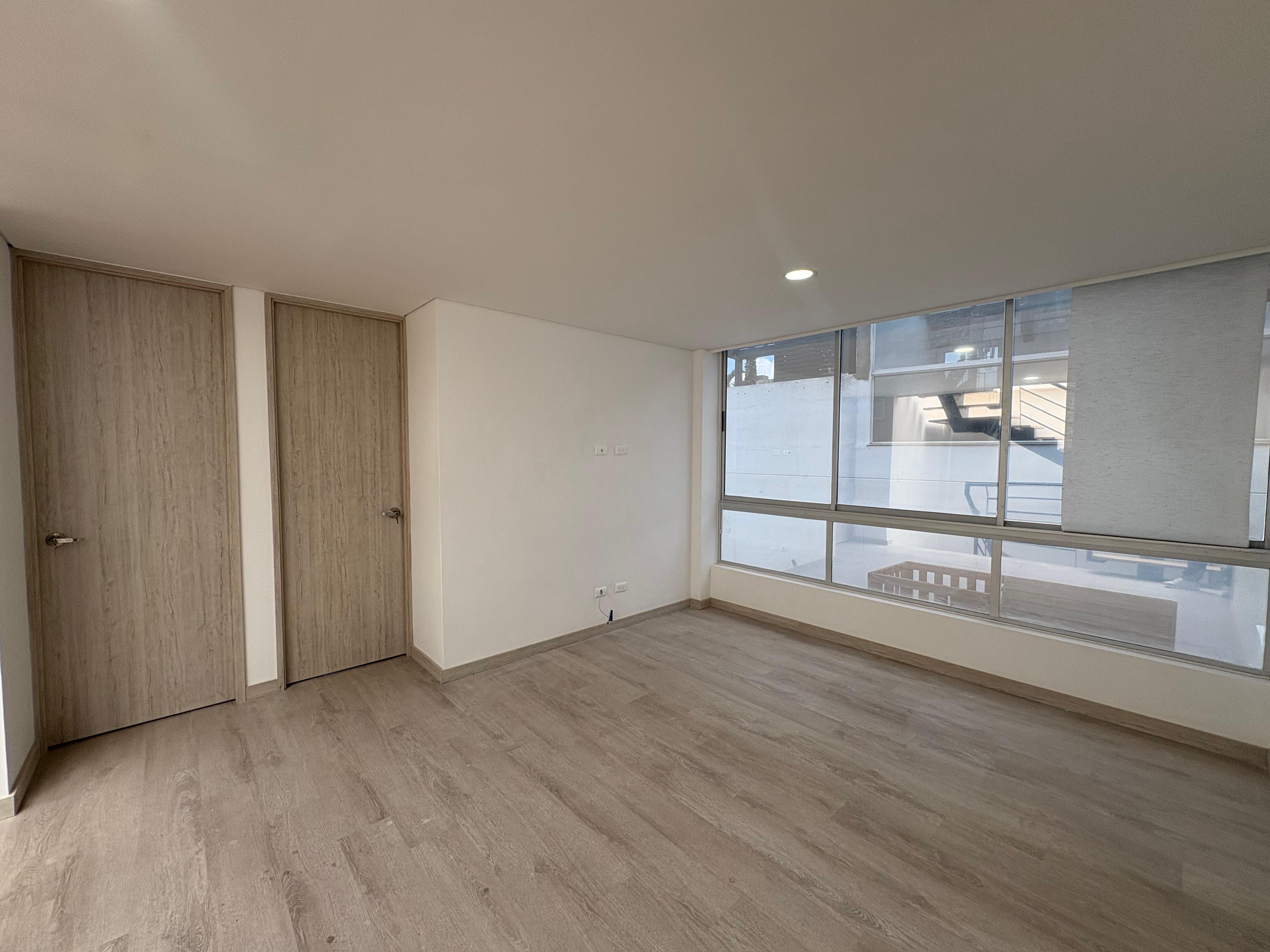 ARRIENDO CASA, ENVIGADO ESMERALDAL