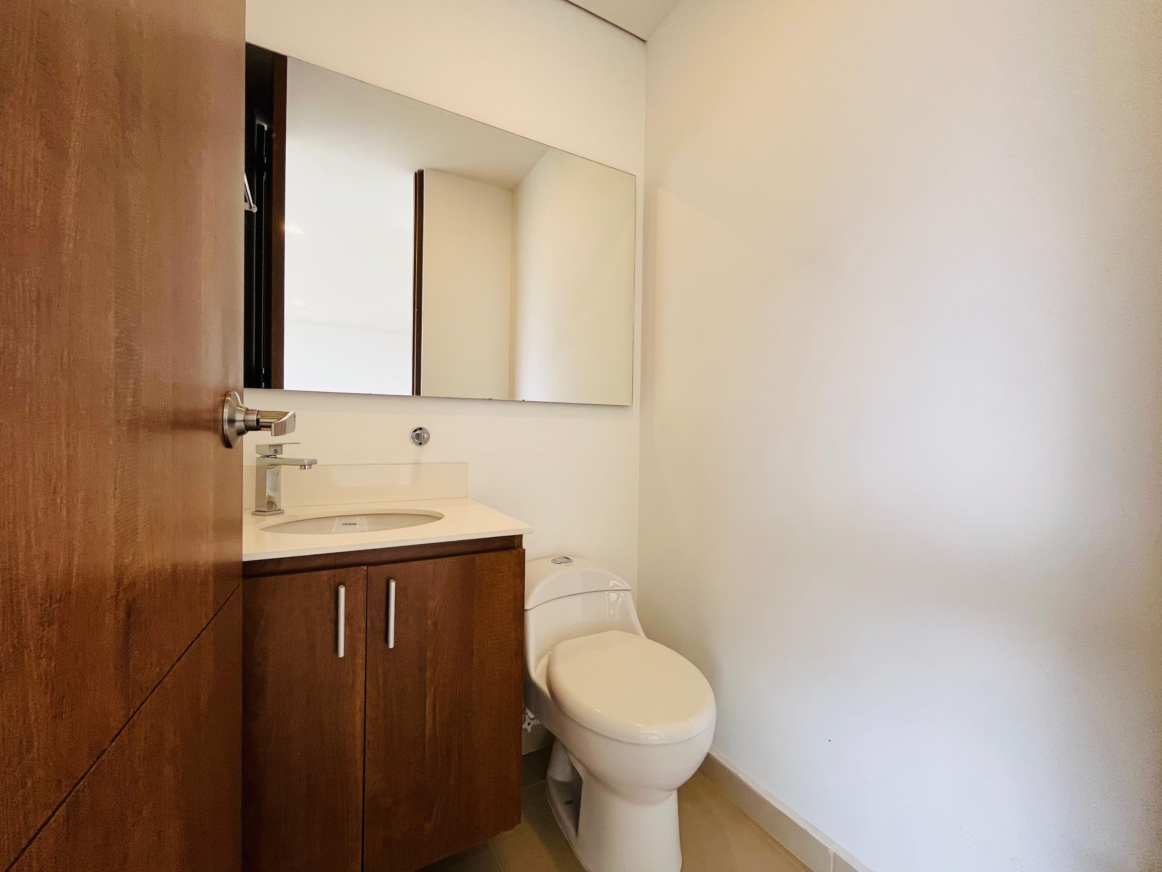 ARRIENDO APARTAESTUDIO - POBLADO LOS GONZALEZ