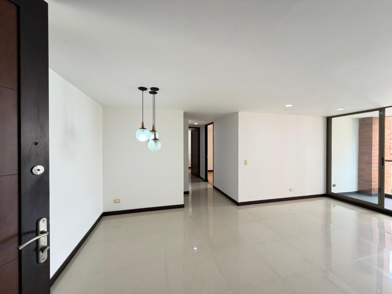 ARRIENDO APARTAMENTO - SANTA MARIA DE LOS ANGELES