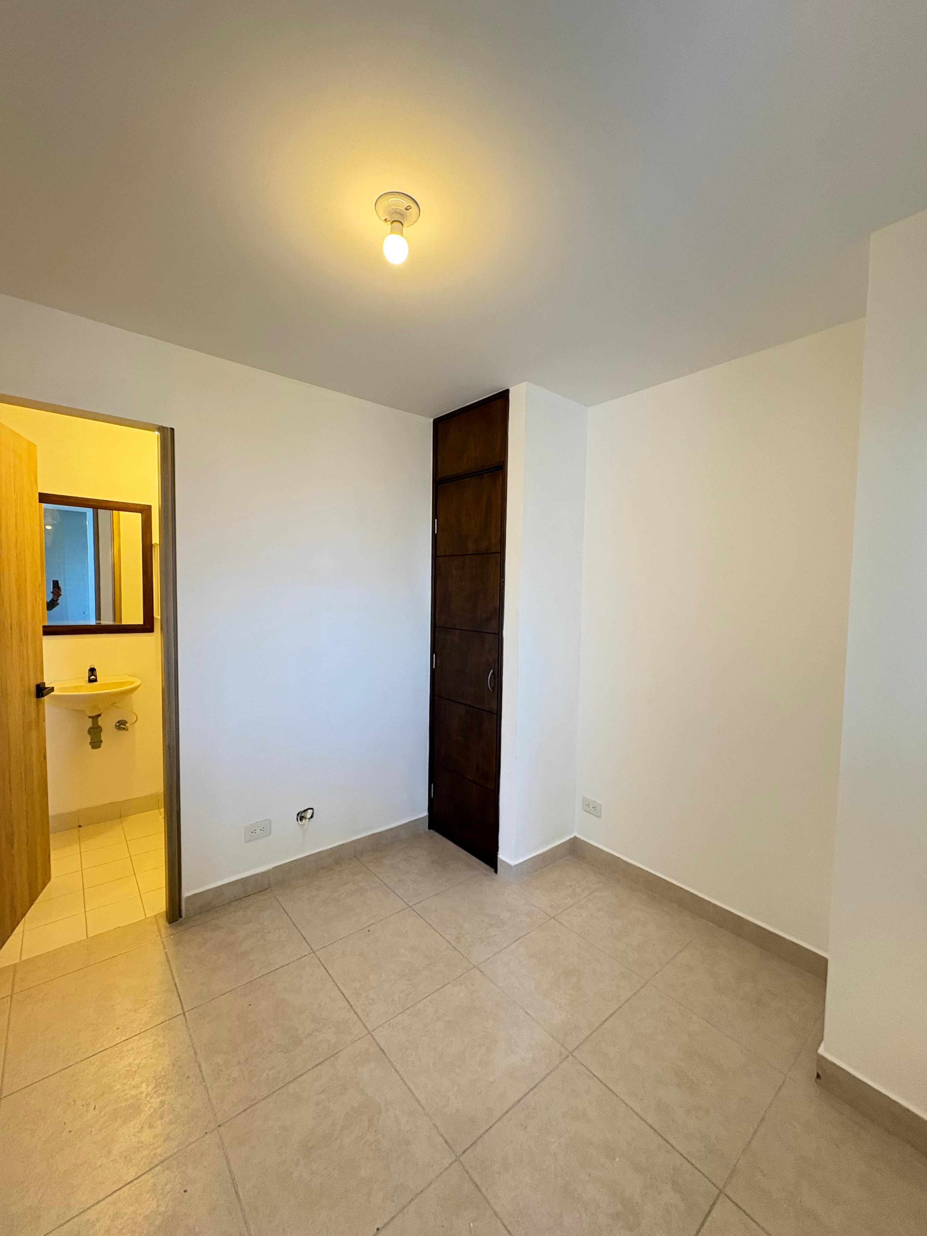 ARRIENDO APARTAMENTO, POBLADO CALERA