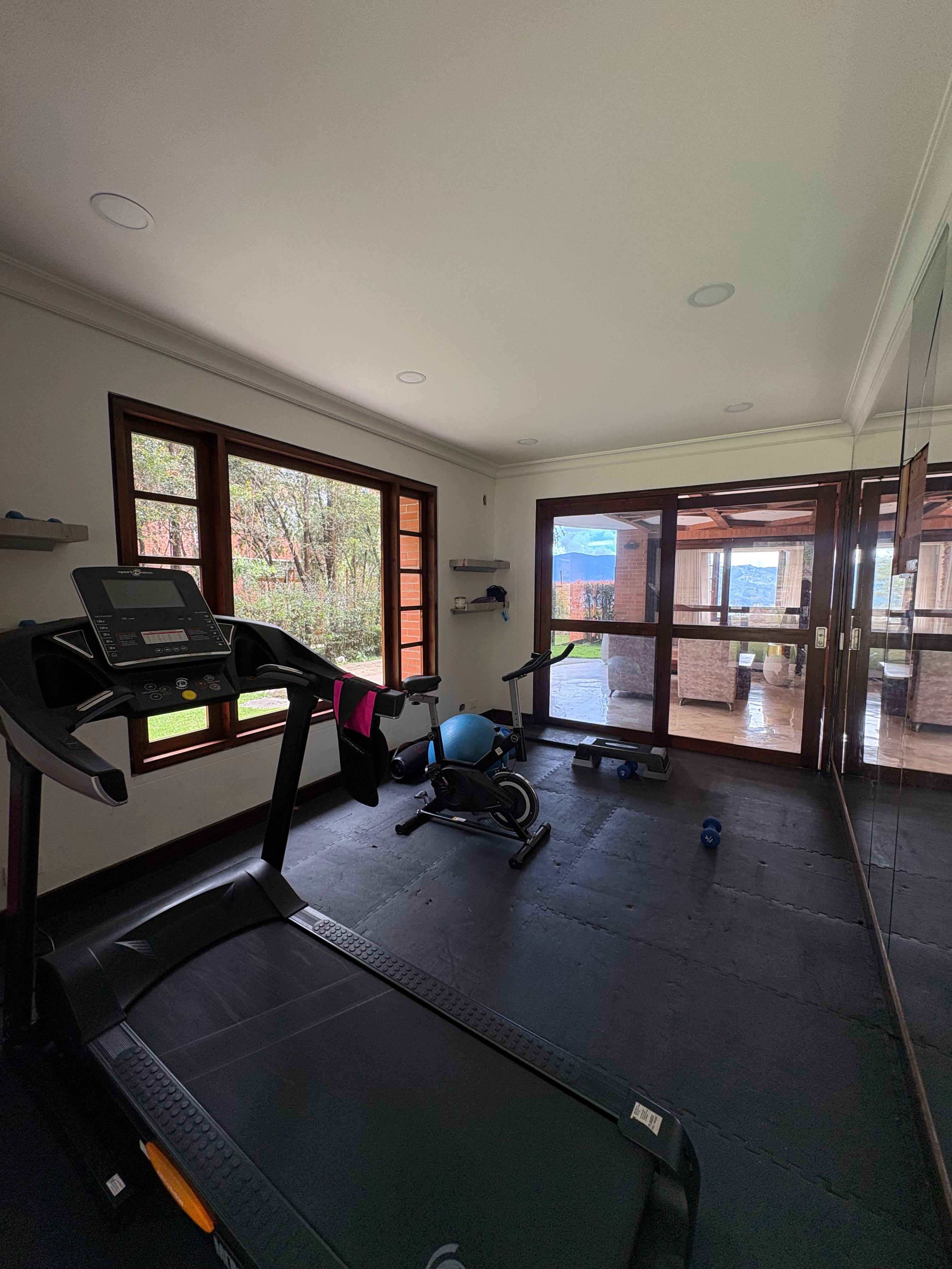 ARRIENDO CASA CAMPESTRE, POBLADO TESORO