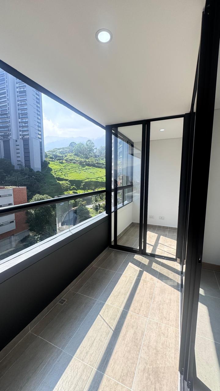 ARRIENDO APARTAMENTO - ENVIGADO LOMA DE LAS BRUJAS