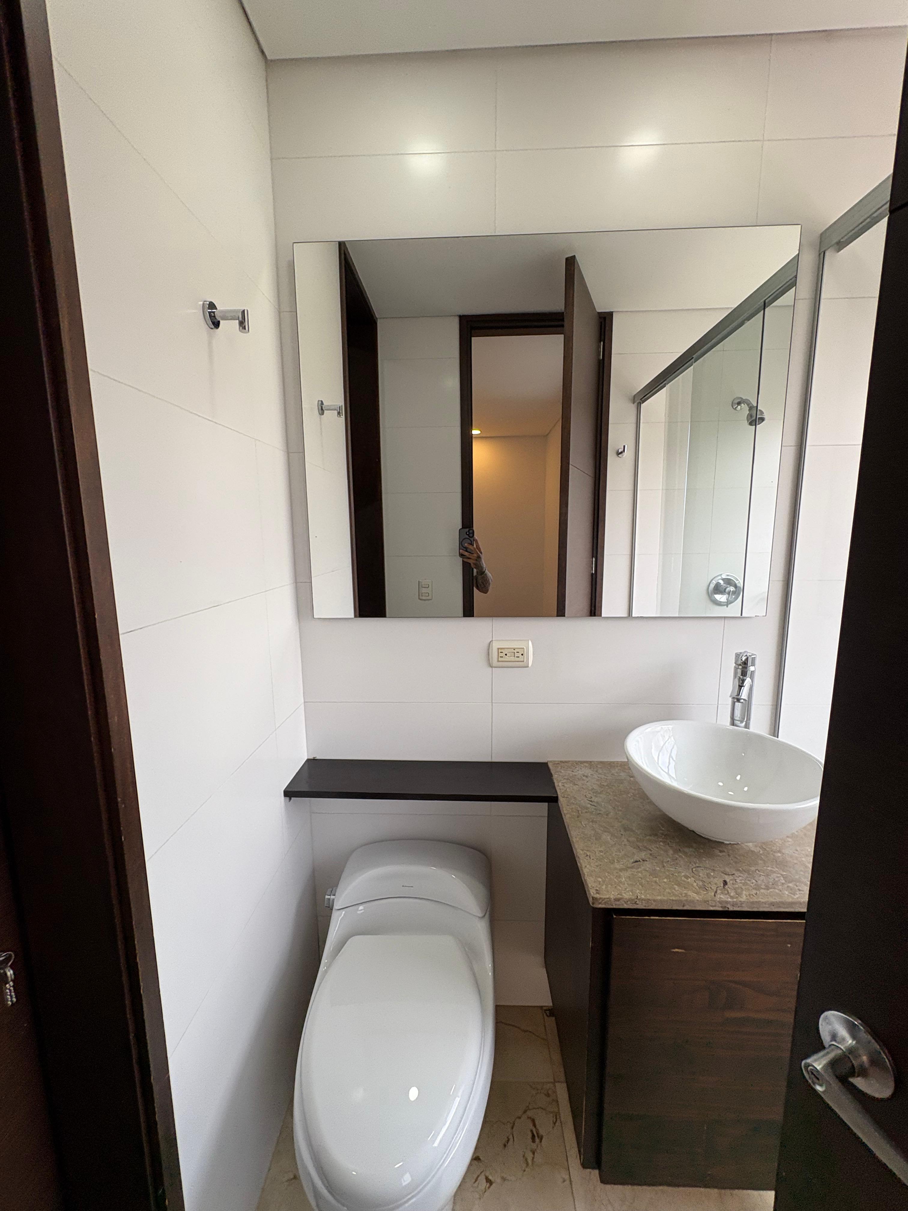 ARRIENDO APARTAMENTO, POBLADO SAN LUCAS