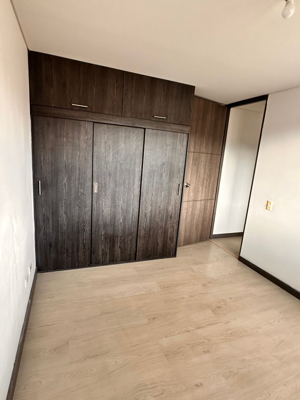 ARRIENDO APARTAMENTO - SABANETA AVES MARIAS PARTE BAJA