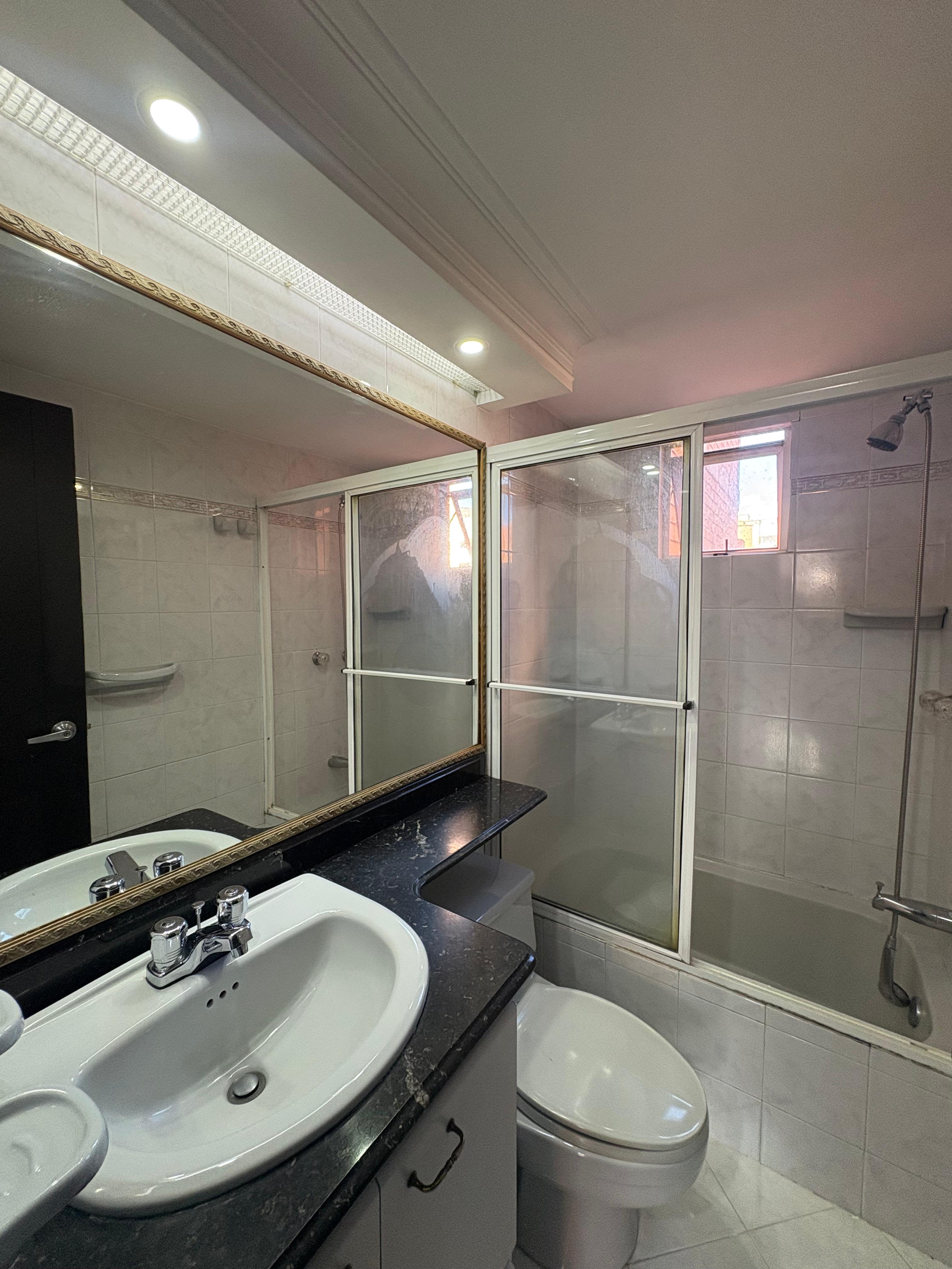 ARRIENDO APARTAMENTO, LAURELES