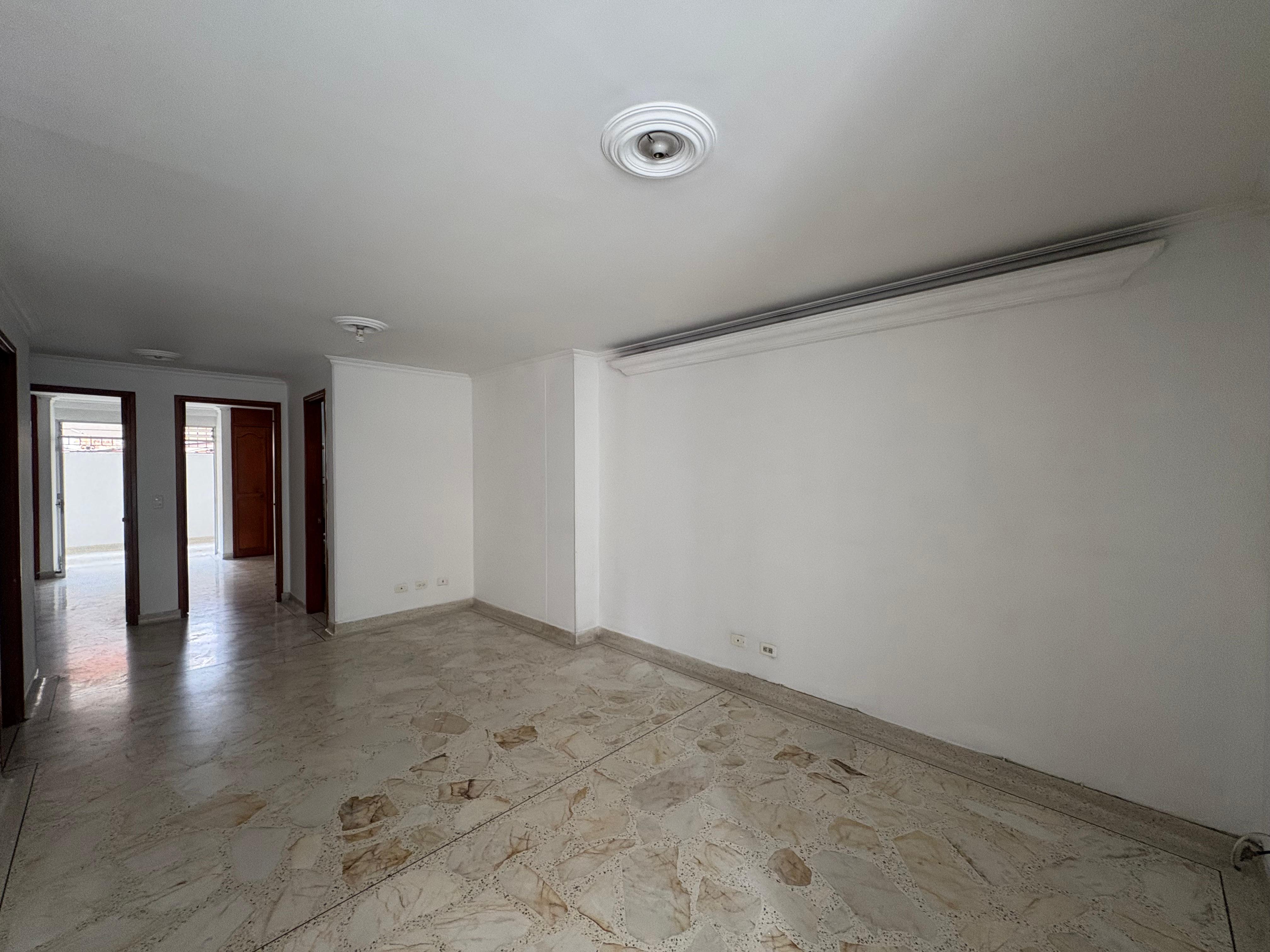 ARRIENDO APARTAMENTO, LAURELES