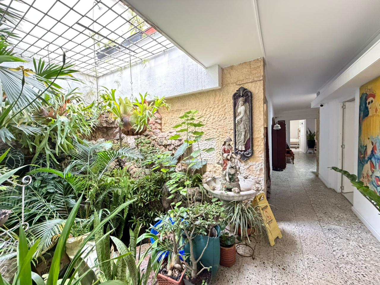 ARRIENDO CASA AMOBLADA O DESOCUPADA - LAURELES
