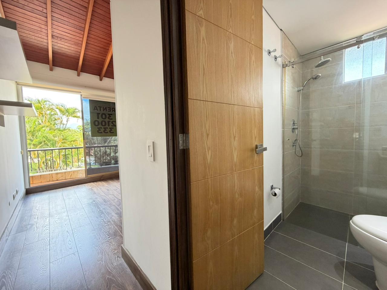 ARRIENDO CASA - ENVIGADO SECTOR INTERMEDIA