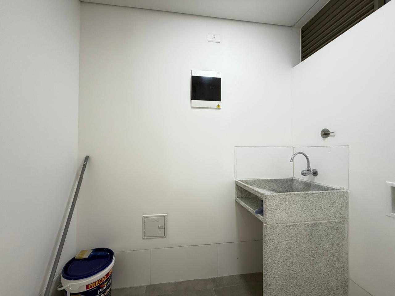 ARRIENDO APARTAESTUDIO - POBLADO SECTOR LINARES