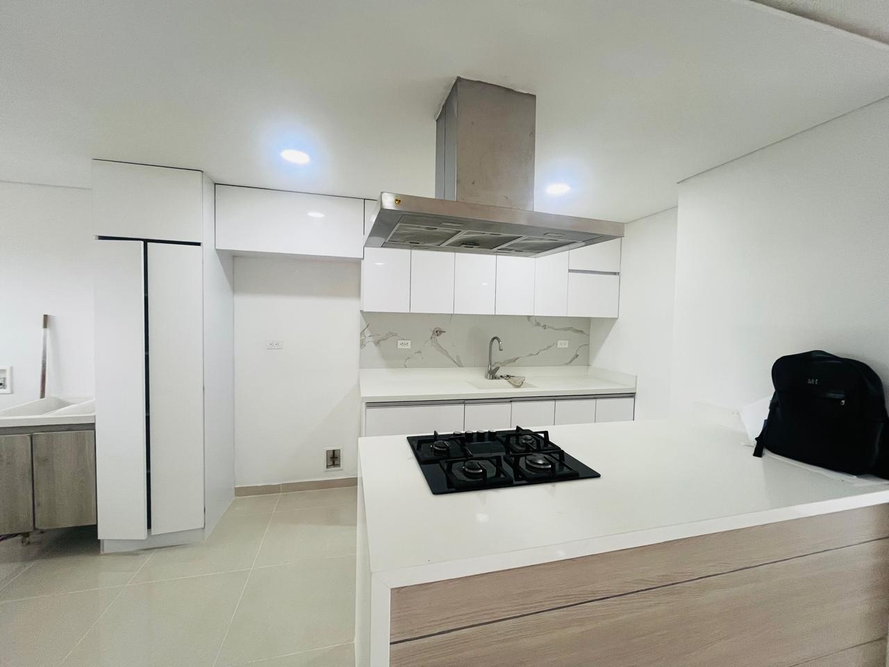 ARRIENDO APARTAMENTO - BELEN LA PALMA
