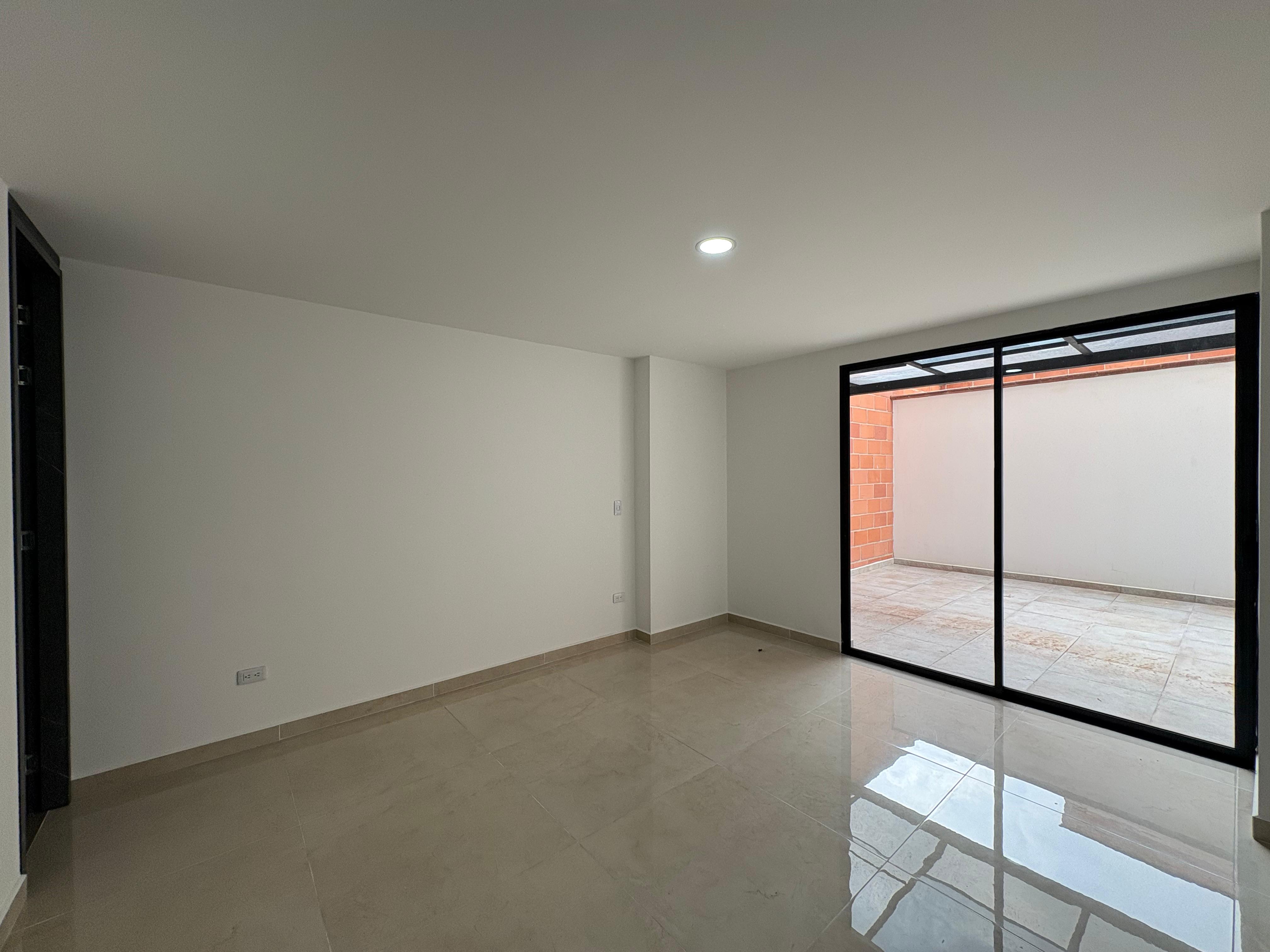 ARRIENDO APARTAMENTO, CASTELLANA