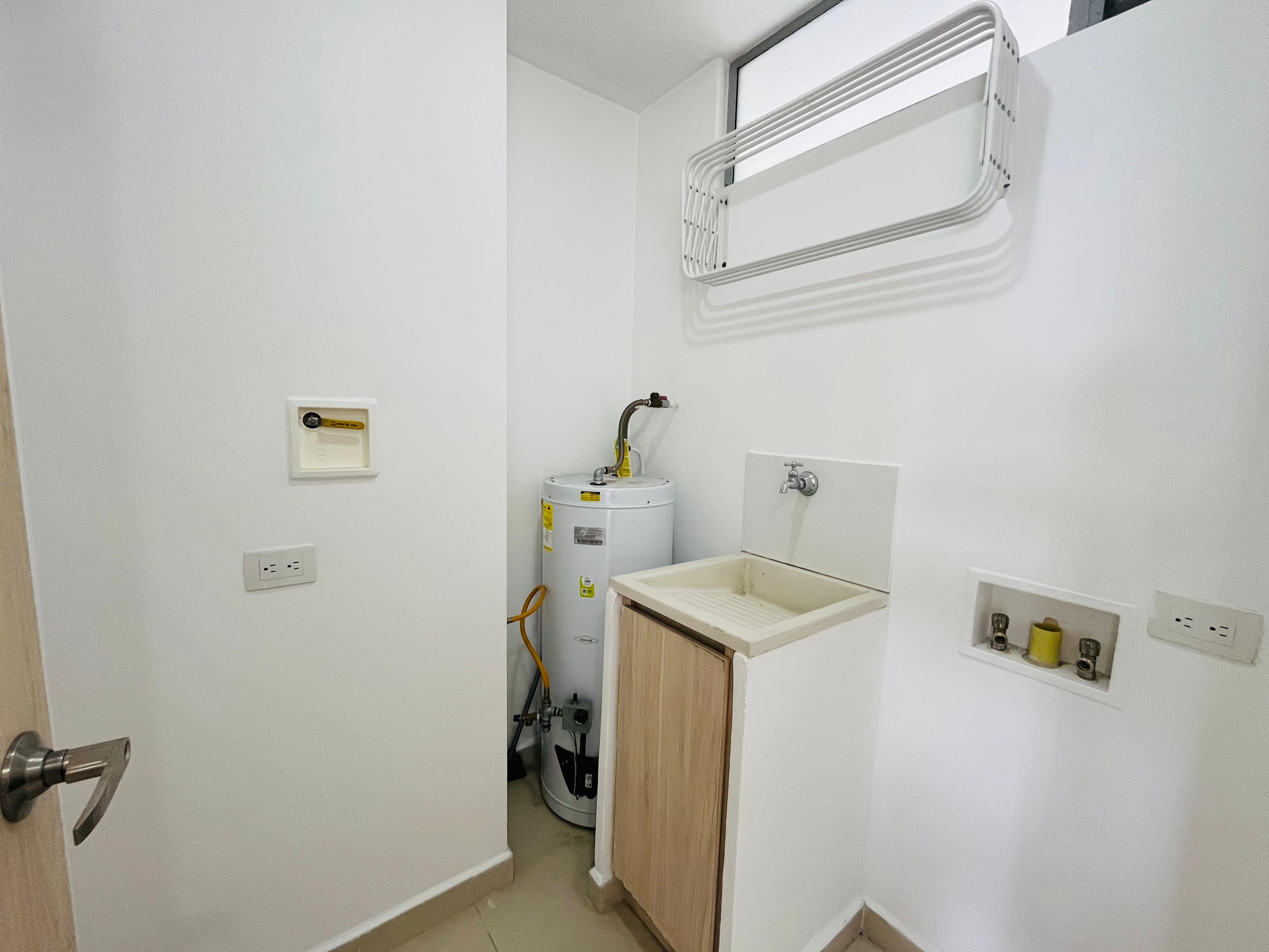 ARRIENDO APARTAMENTO - POBLADO LOS GONZALEZ