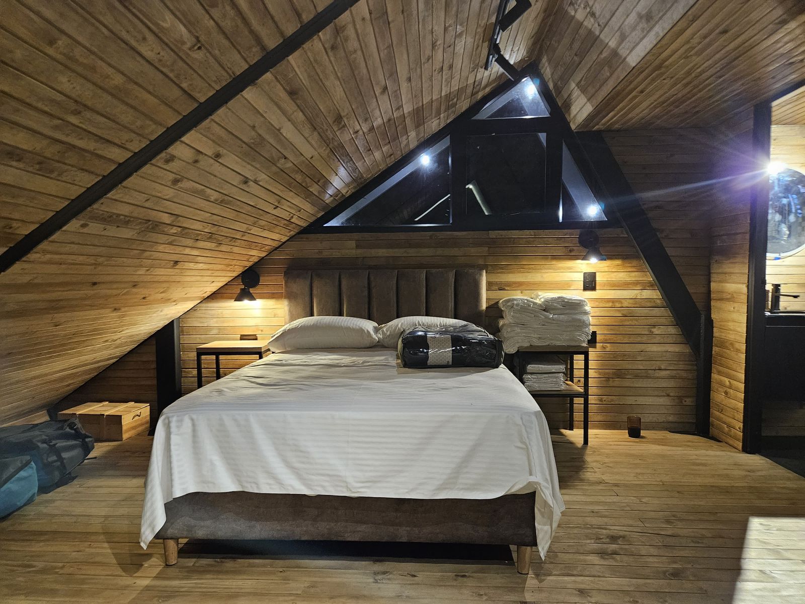 ARRIENDO CABAÑA POR NOCHE - EL PEÑOL