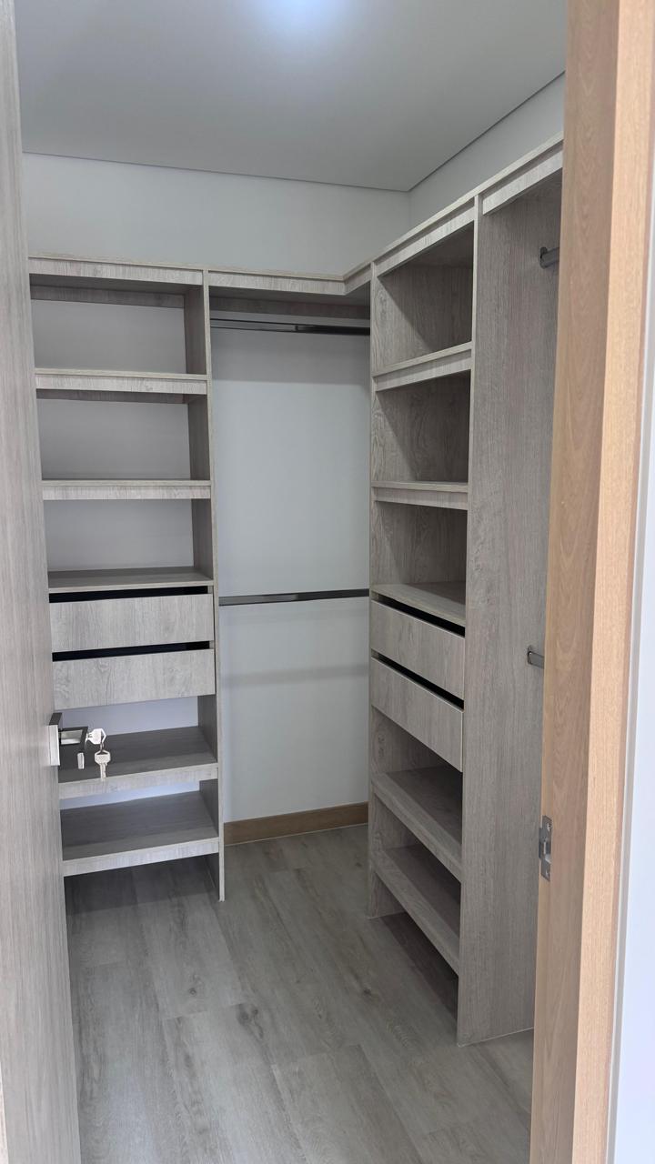 ARRIENDO APARTAMENTO - ENVIGADO LOMA DE LAS BRUJAS