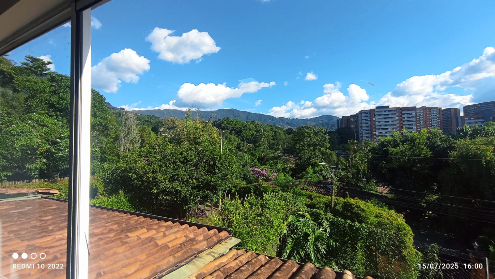 ARRIENDO CASA - ENVIGADO SECTOR INTERMEDIA