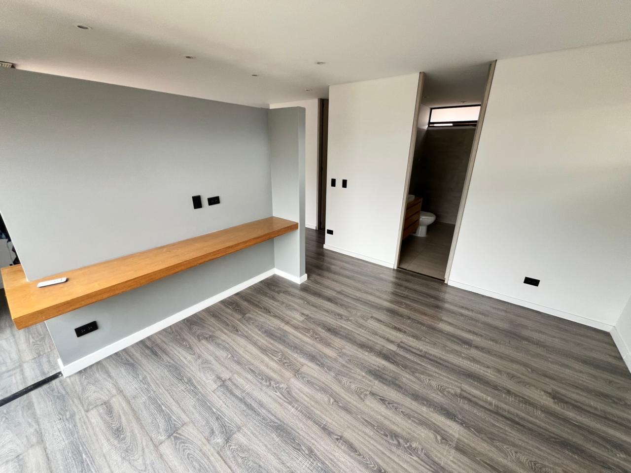 ARRIENDO APARTAESTUDIO - ENVIGADO LOMA DE LAS BRUJAS