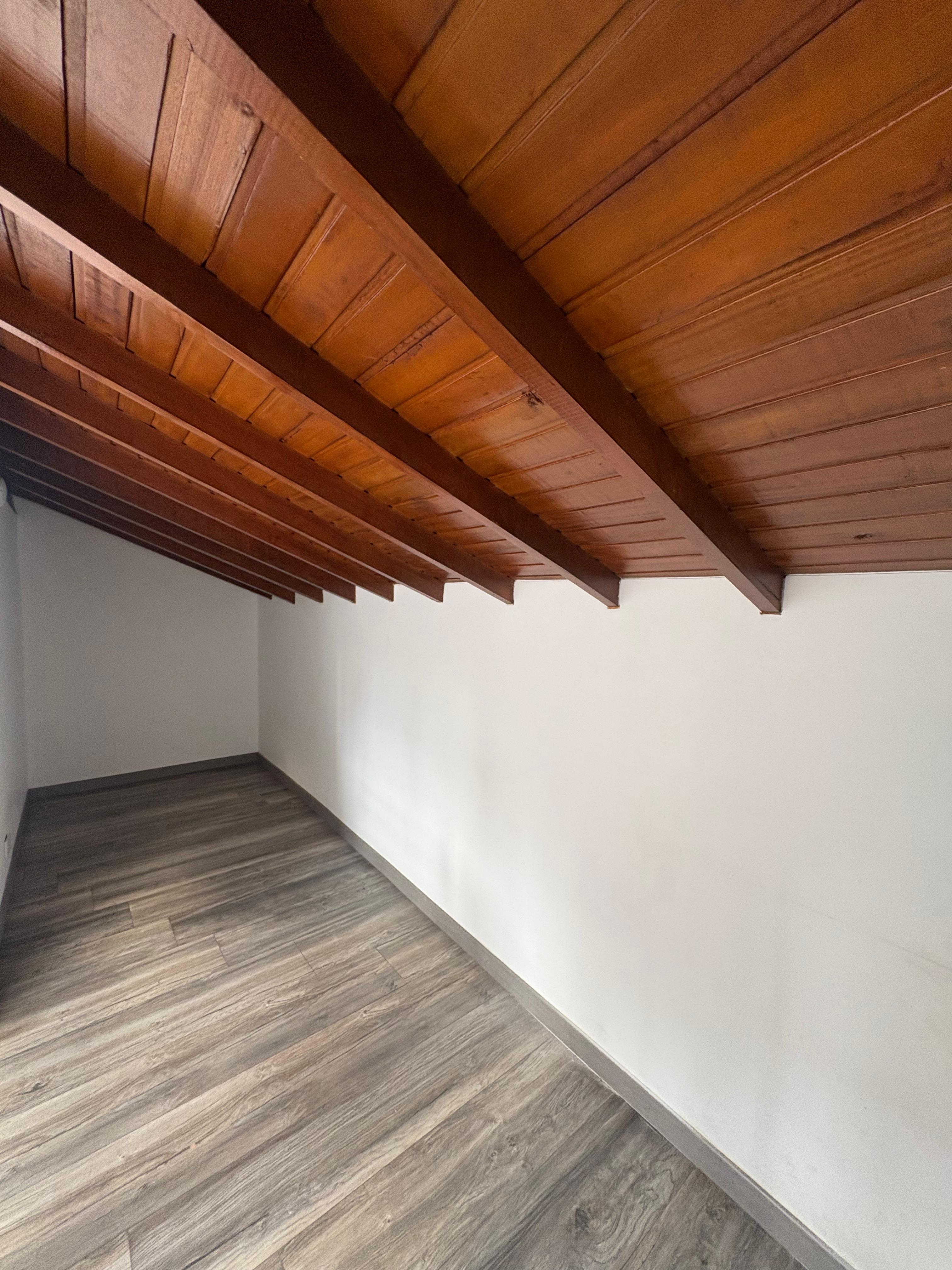 ARRIENDO APARTAMENTO, LAURELES PRIMER PARQUE
