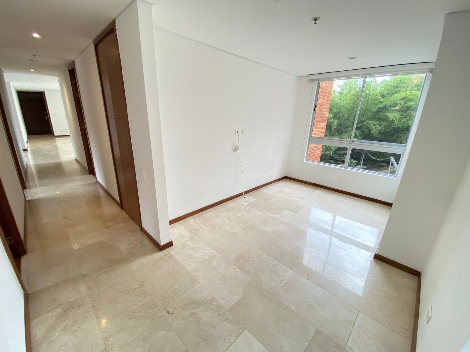 ARRIENDO APARTAMENTO - POBLADO SECTOR  EL TESORO