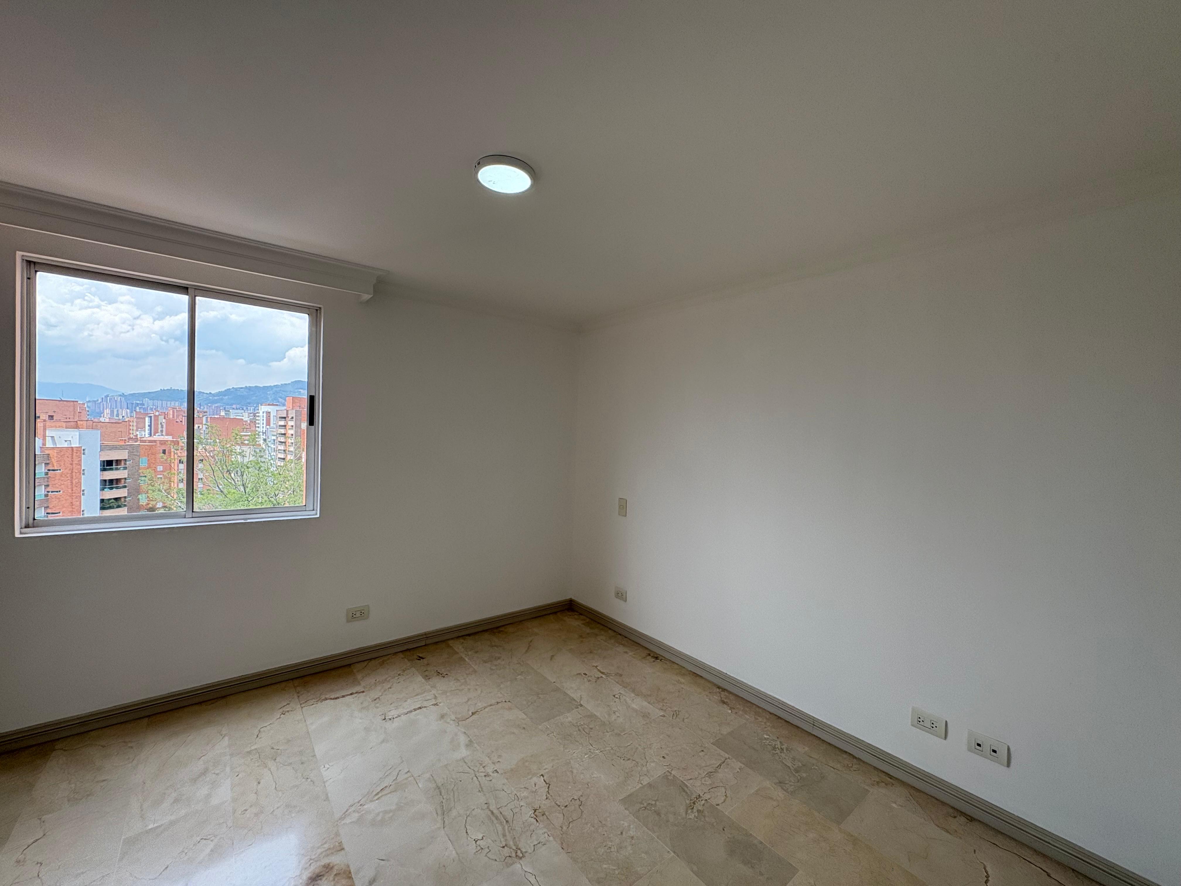 ARRIENDO APARTAMENTO, LAURELES