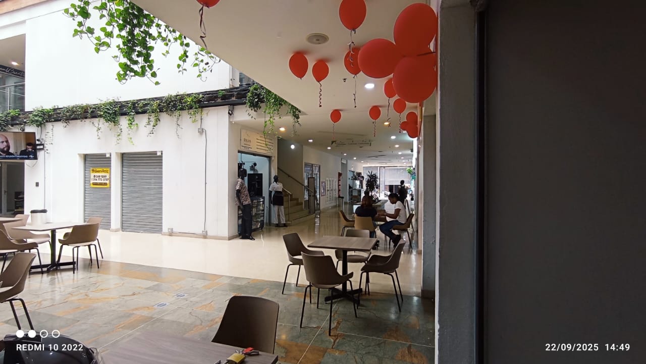 ARRIENDO LOCAL - BUENOS AIRES, MALL BULEVAR 49