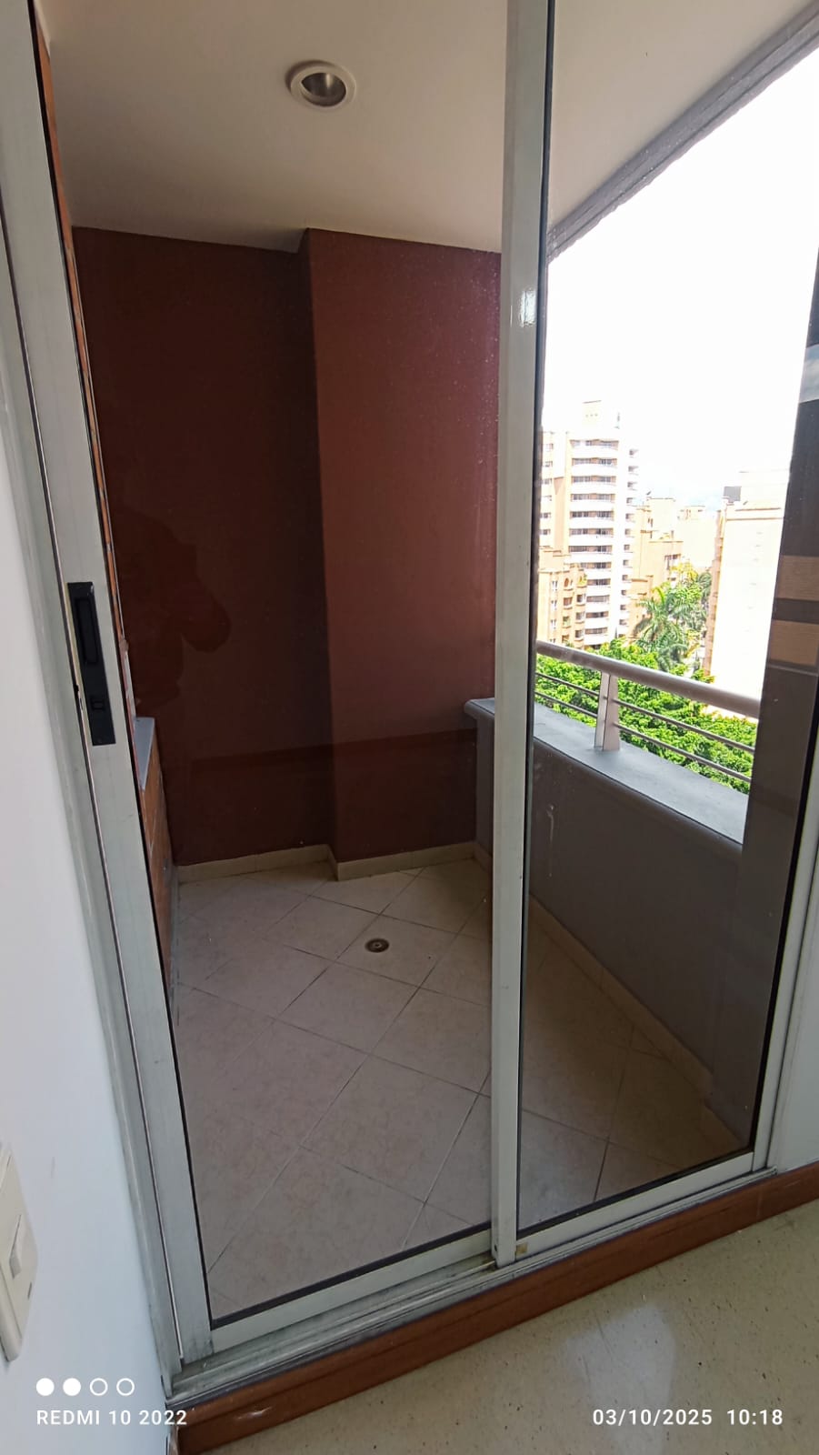 ARRIENDO APARTAMENTO - LAURELES