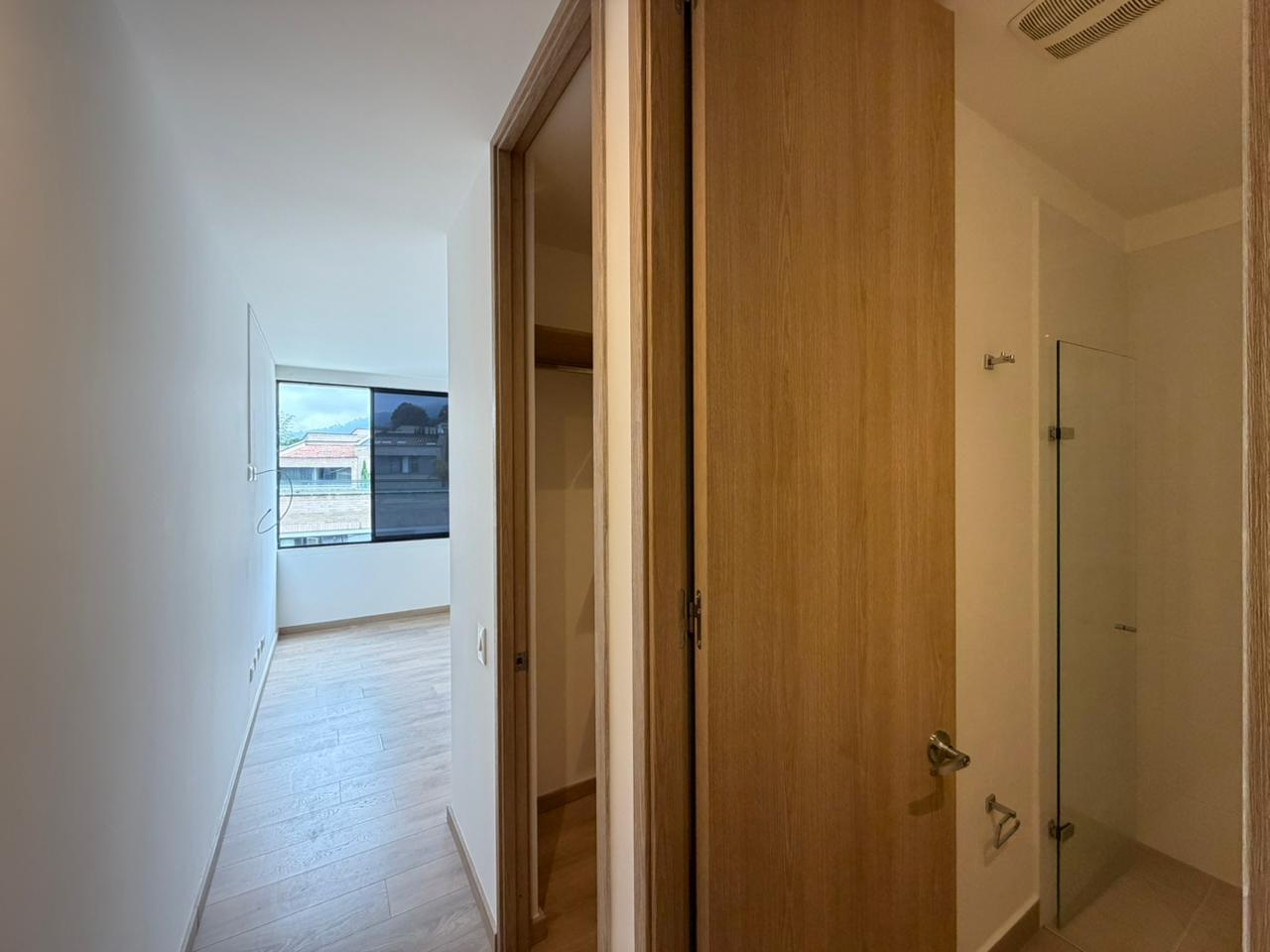 ARRIENDO CASA - ENVIGADO SECTOR INTERMEDIA