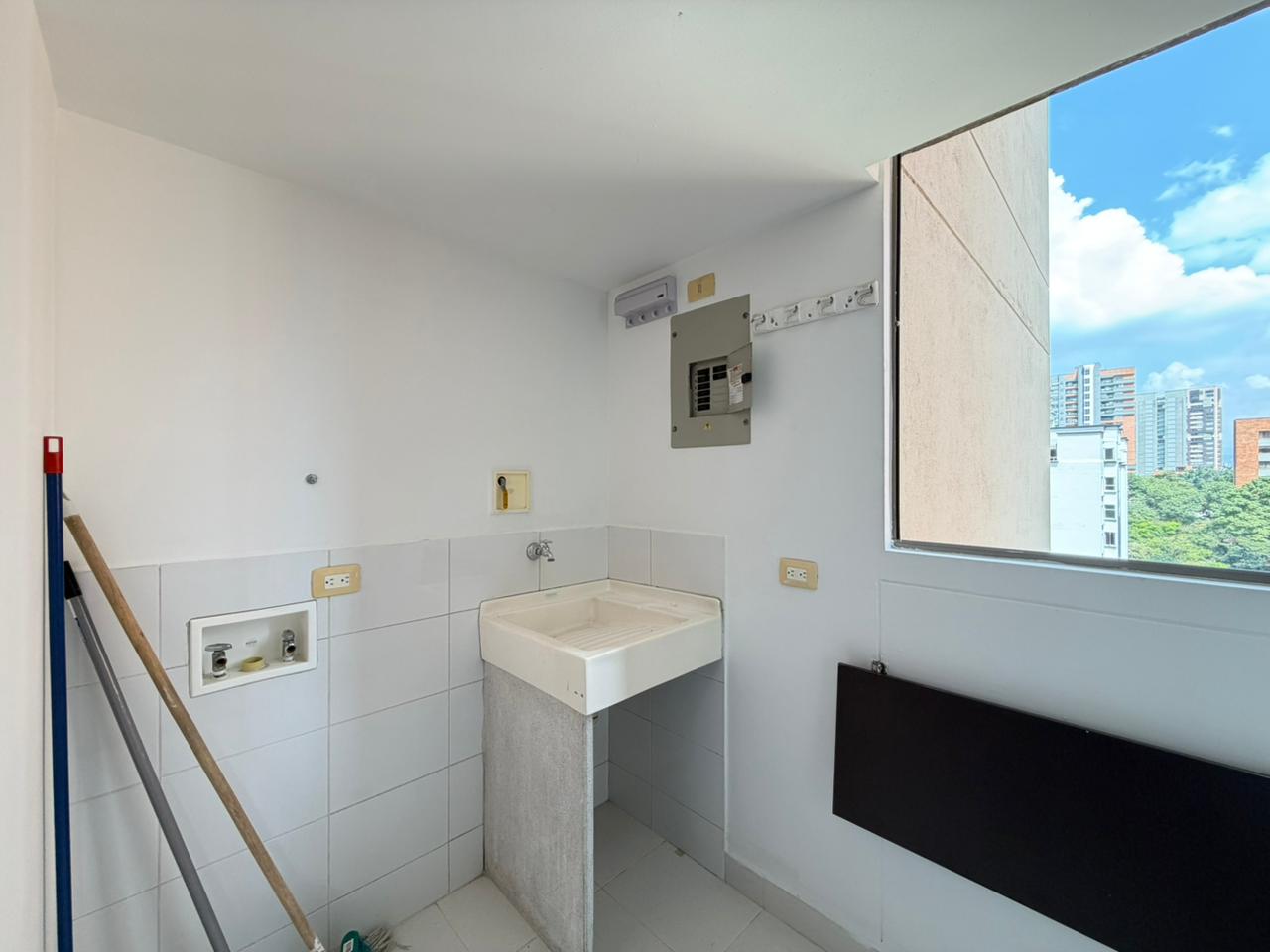 ARRIENDO APARTAMENTO - SANTA MARIA DE LOS ANGELES