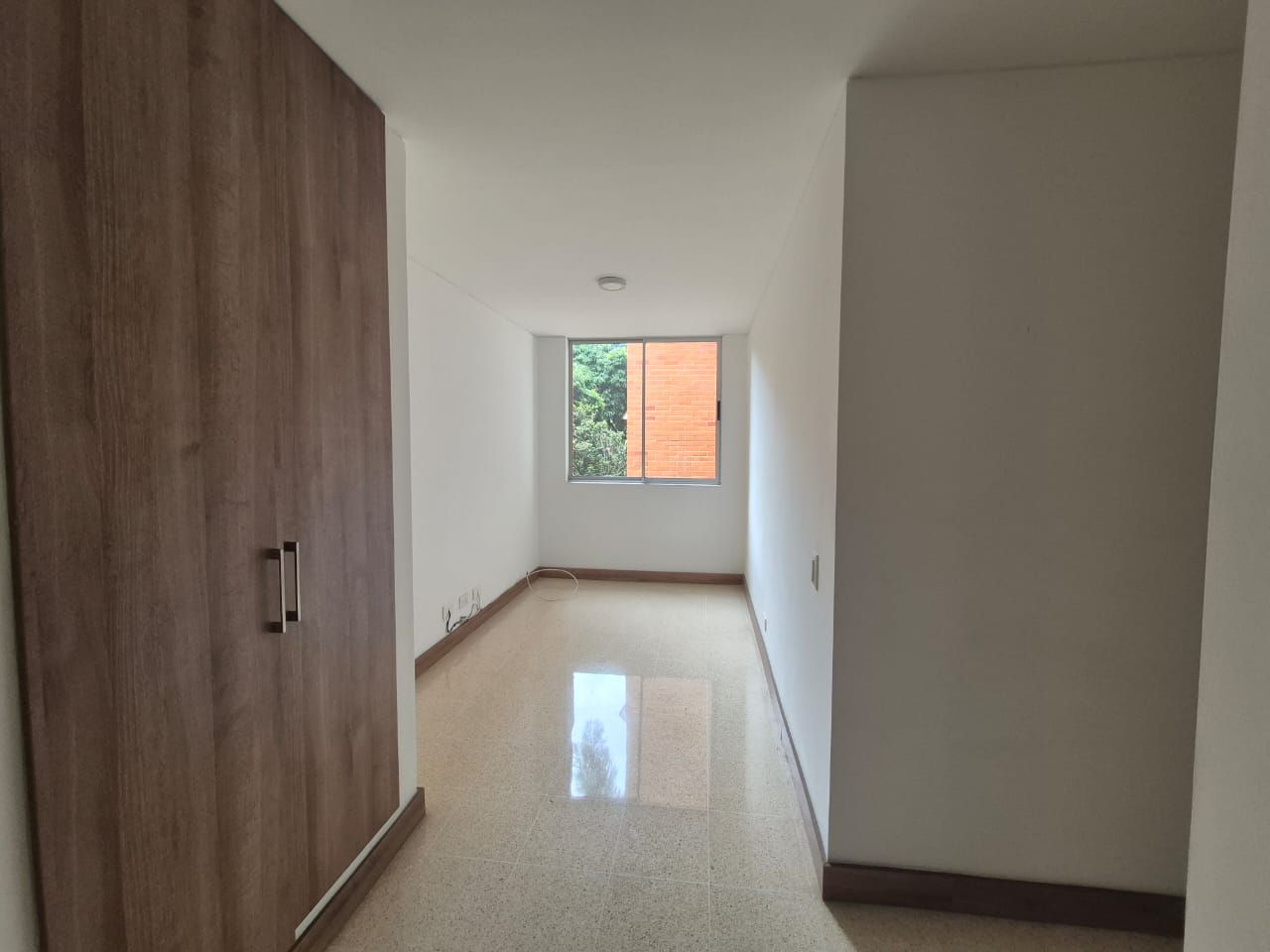 ARRIENDO APARTAMENTO, POBLADO FRONTERA