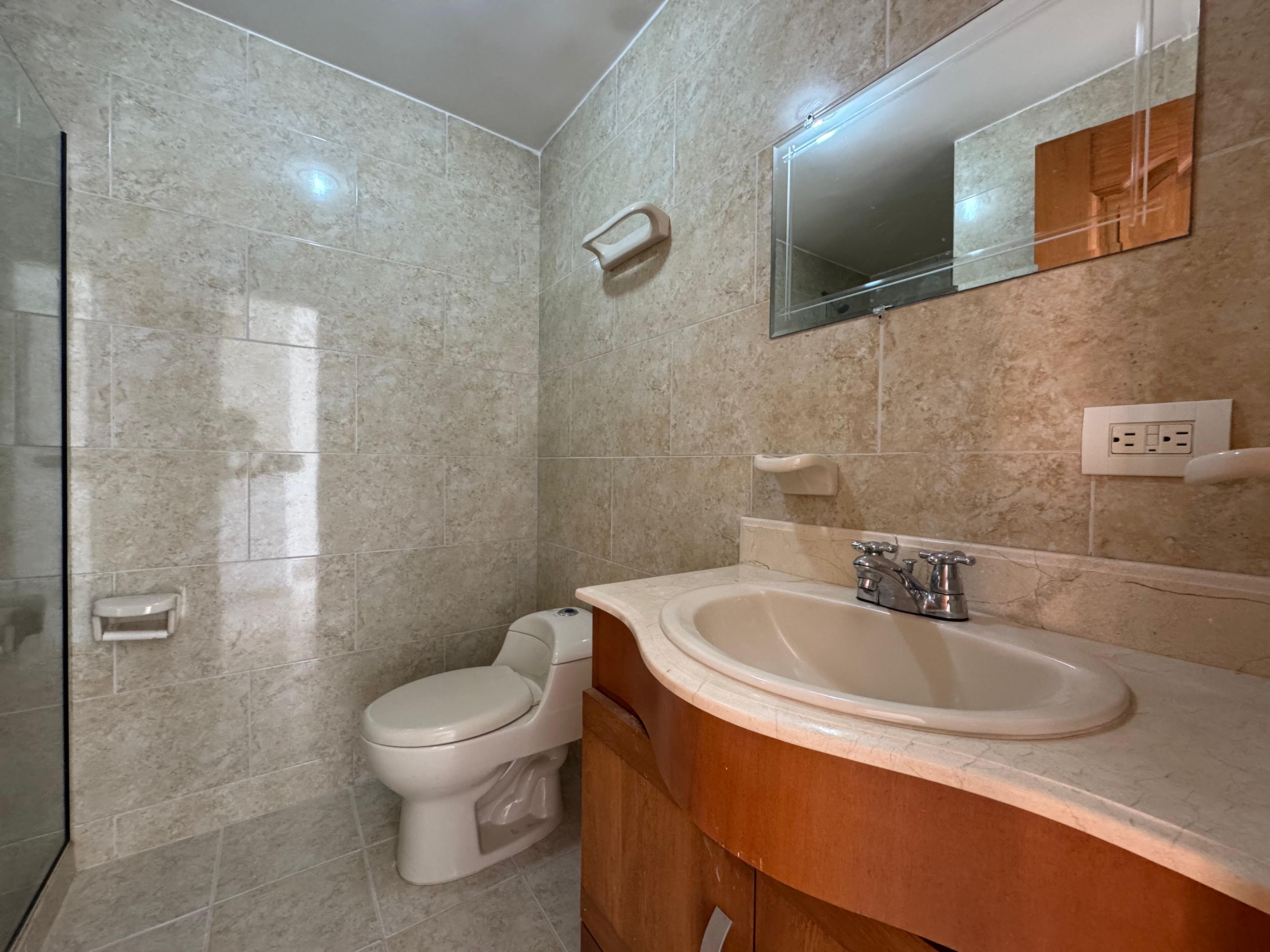 ARRIENDO APARTAMENTO - LAURELES