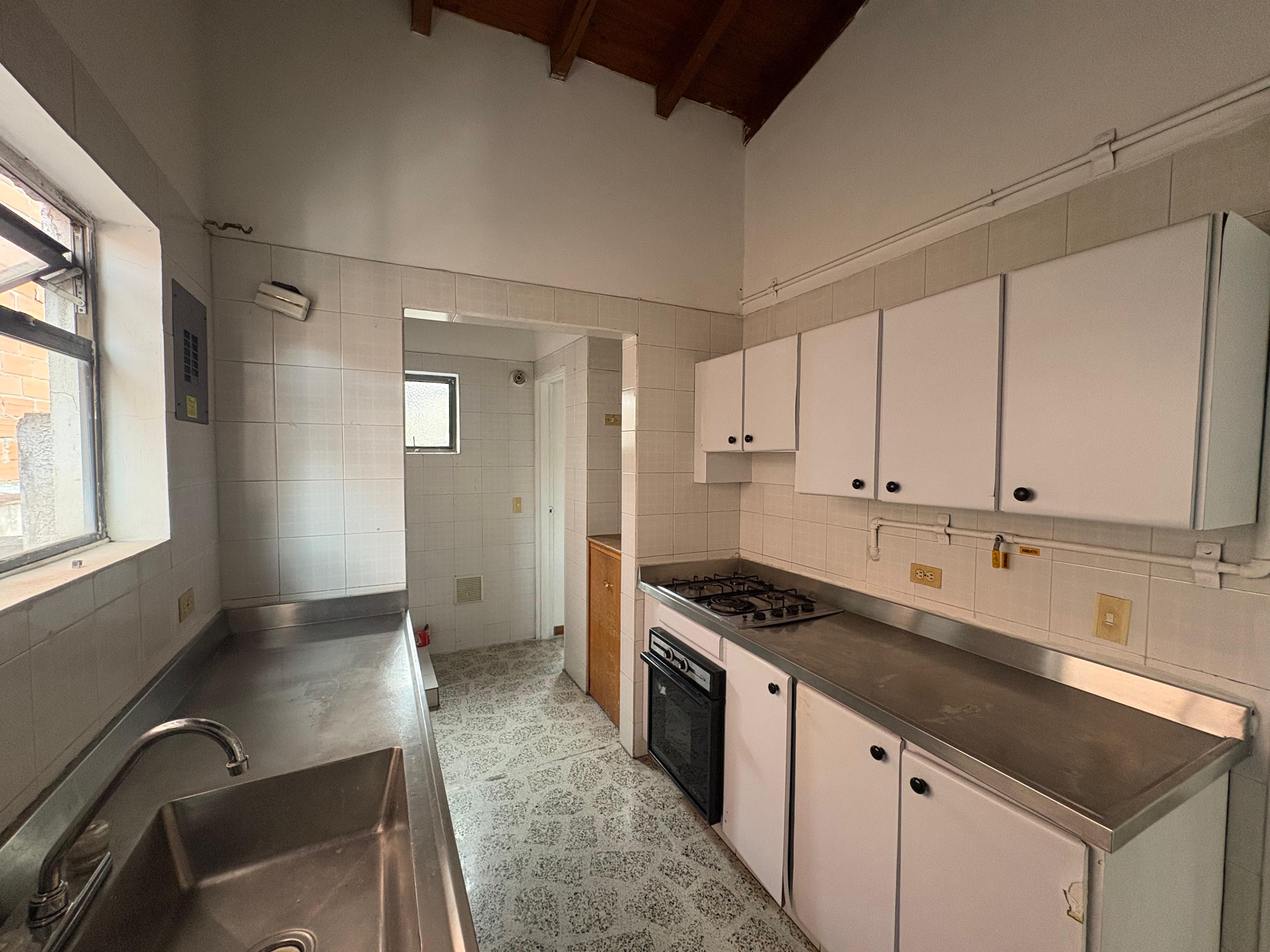 ARRIENDO APARTAMENTO, LAURLES