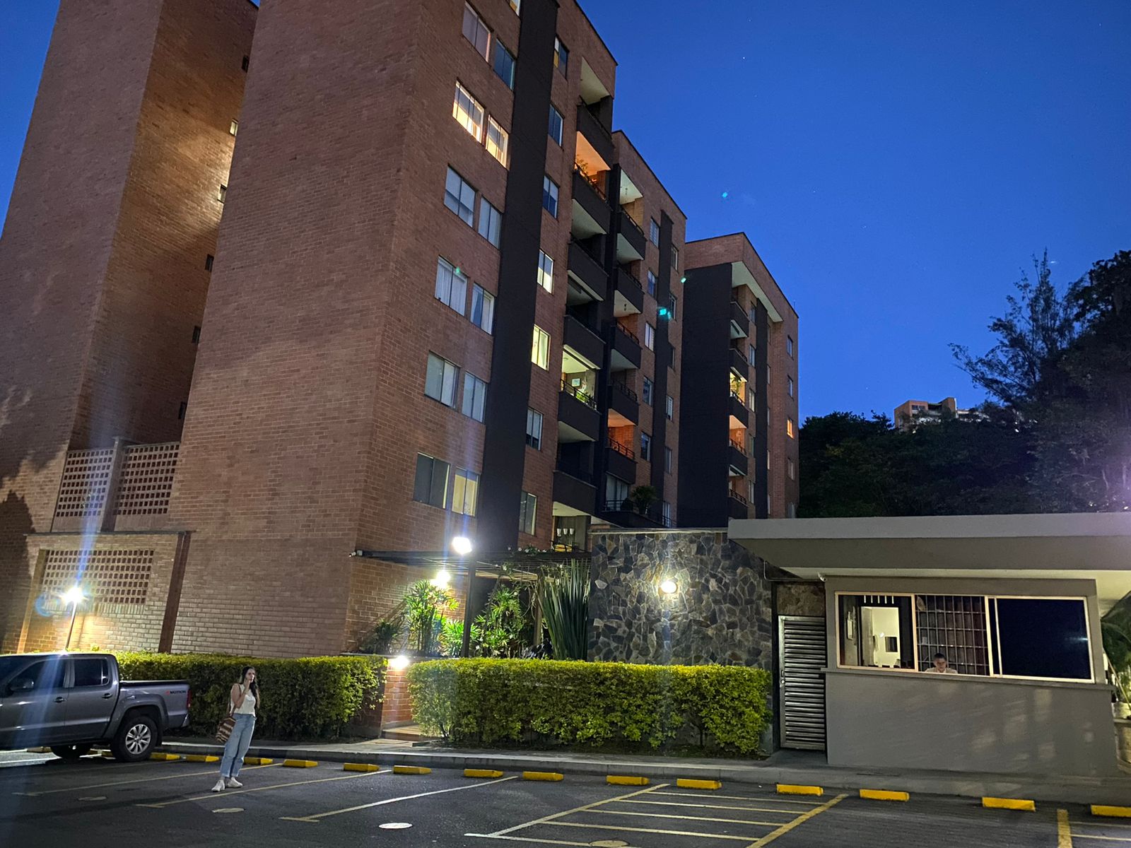 ARRIENDO APARTAMENTO - ENVIGADO LAS BRUJAS