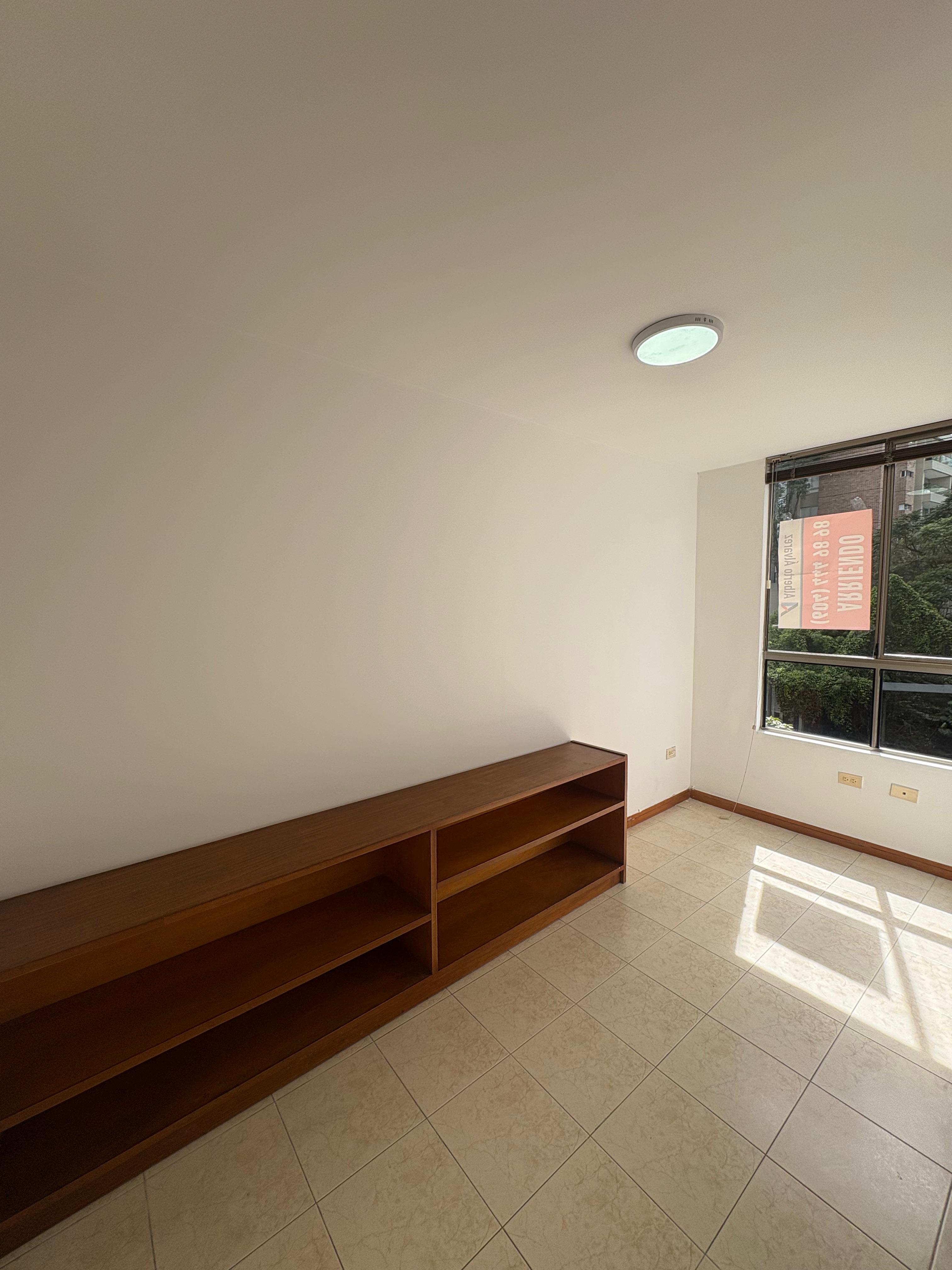 ARRIENDO APARTAMENTO, POBLADO LA 34